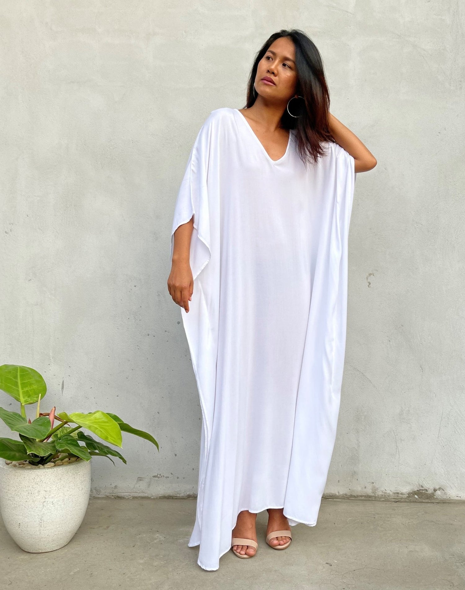 MALA handworks Eva Kaftan in White