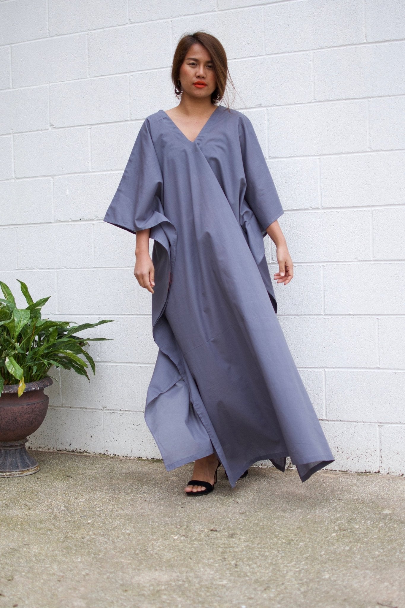 MALA handworks Evelyn Kaftan in Gray