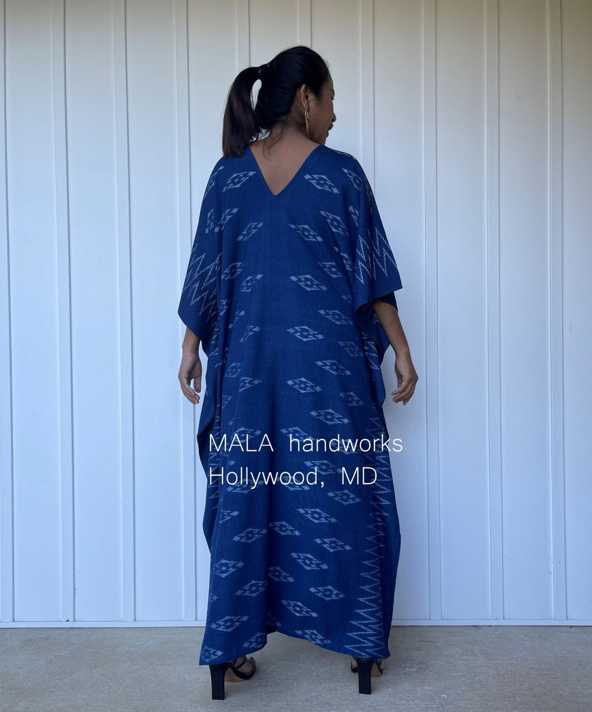 MALA handworks  Ikat Hand Woven Pattern Kaftan in Indigo Blue with White and Organic Dye