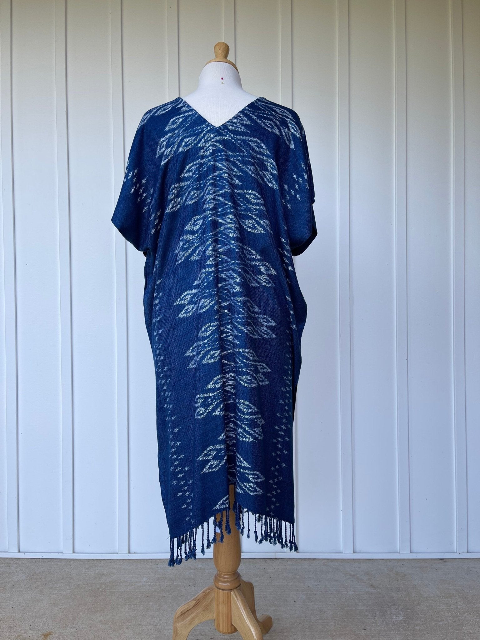 MALA handworks  Ikat Hand Woven Pattern Kaftan in Indigo Blue with White and Organic Dye