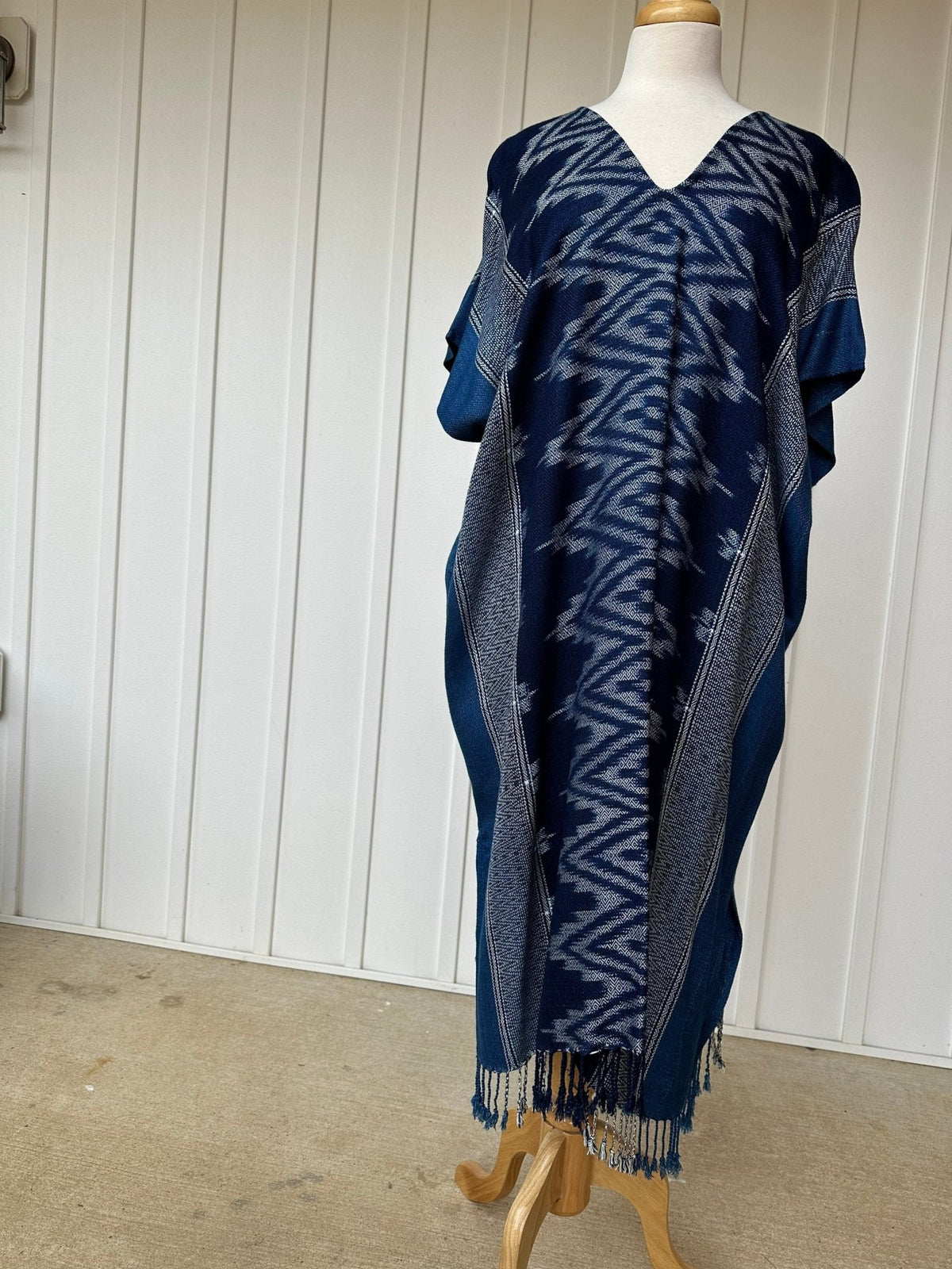 MALA handworks  Ikat Hand Woven Pattern Kaftan in Indigo Blue with White and Organic Dye