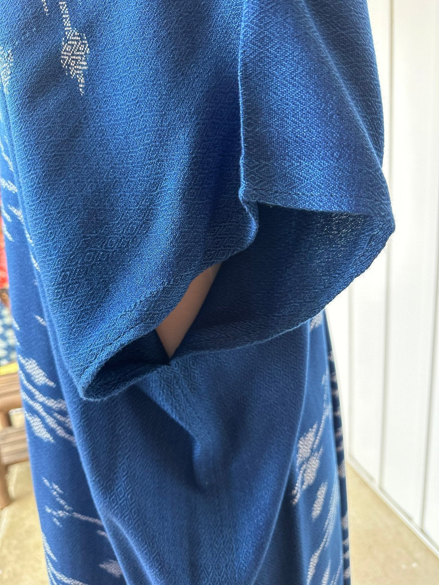 MALA handworks  Ikat Hand Woven Pattern Kaftan in Indigo Blue with White and Organic Dye