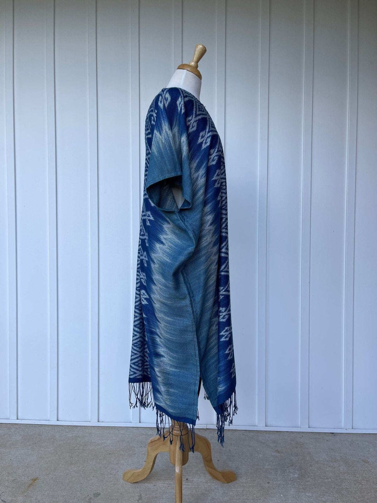 MALA handworks  Ikat Hand Woven Pattern Kaftan in Indigo Blue with White and Organic Dye