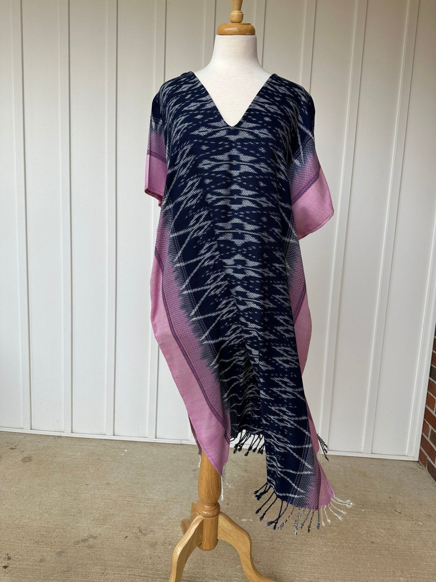 MALA handworks  Ikat Hand Woven Pattern Kaftan in Indigo Blue with White and Pink Organic Dye
