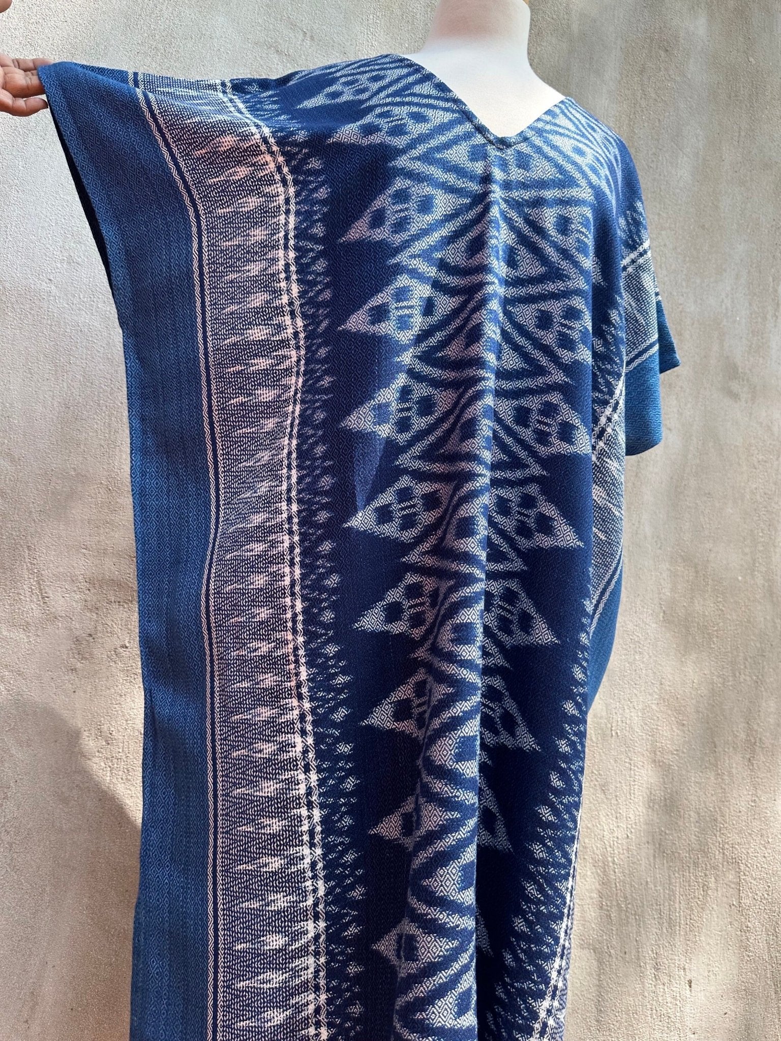 MALA handworks  Ikat Hand Woven Pattern Kaftan in Indigo Blue with White