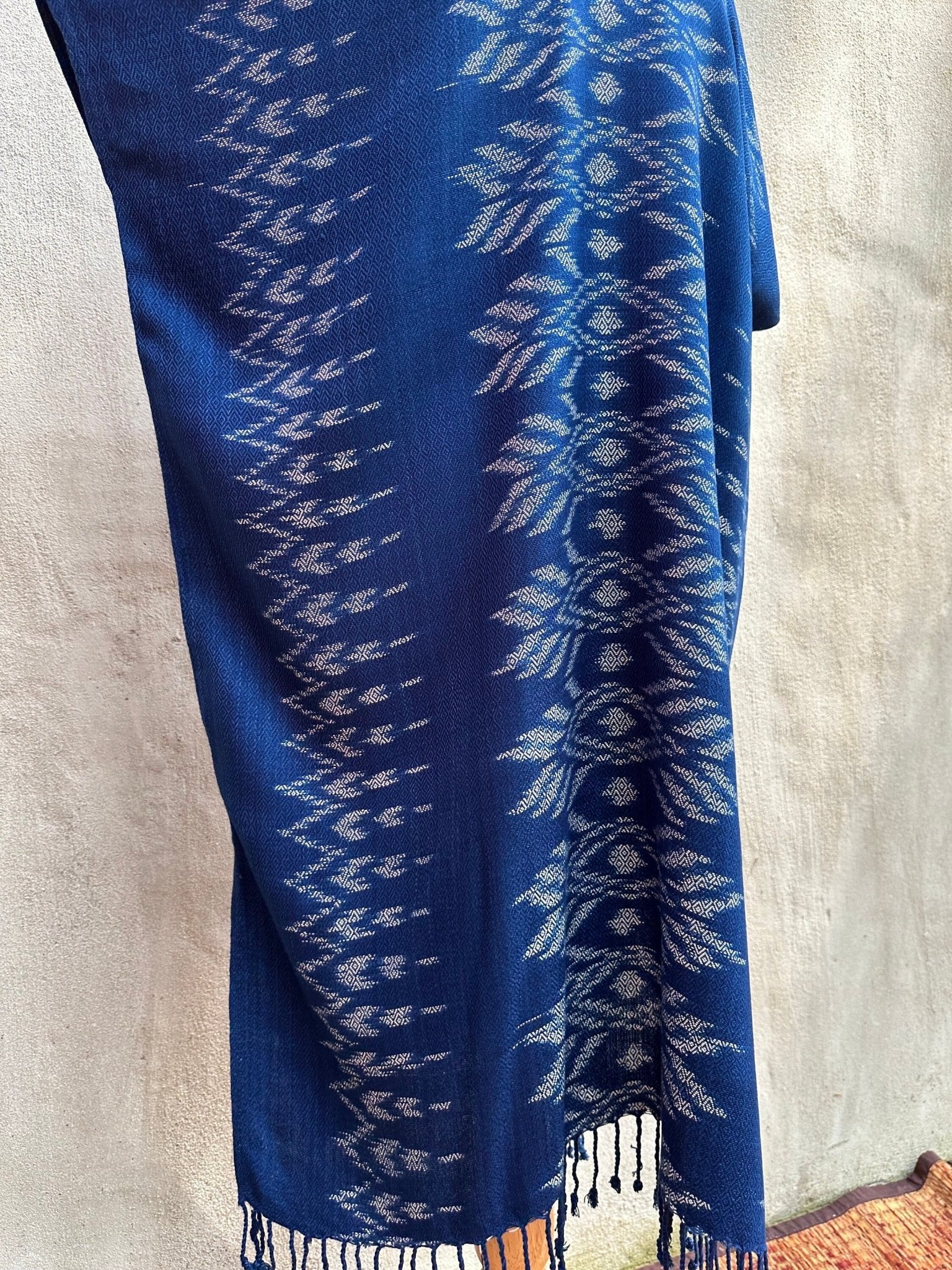 MALA handworks  Ikat Hand Woven Pattern Kaftan in Indigo Blue with White