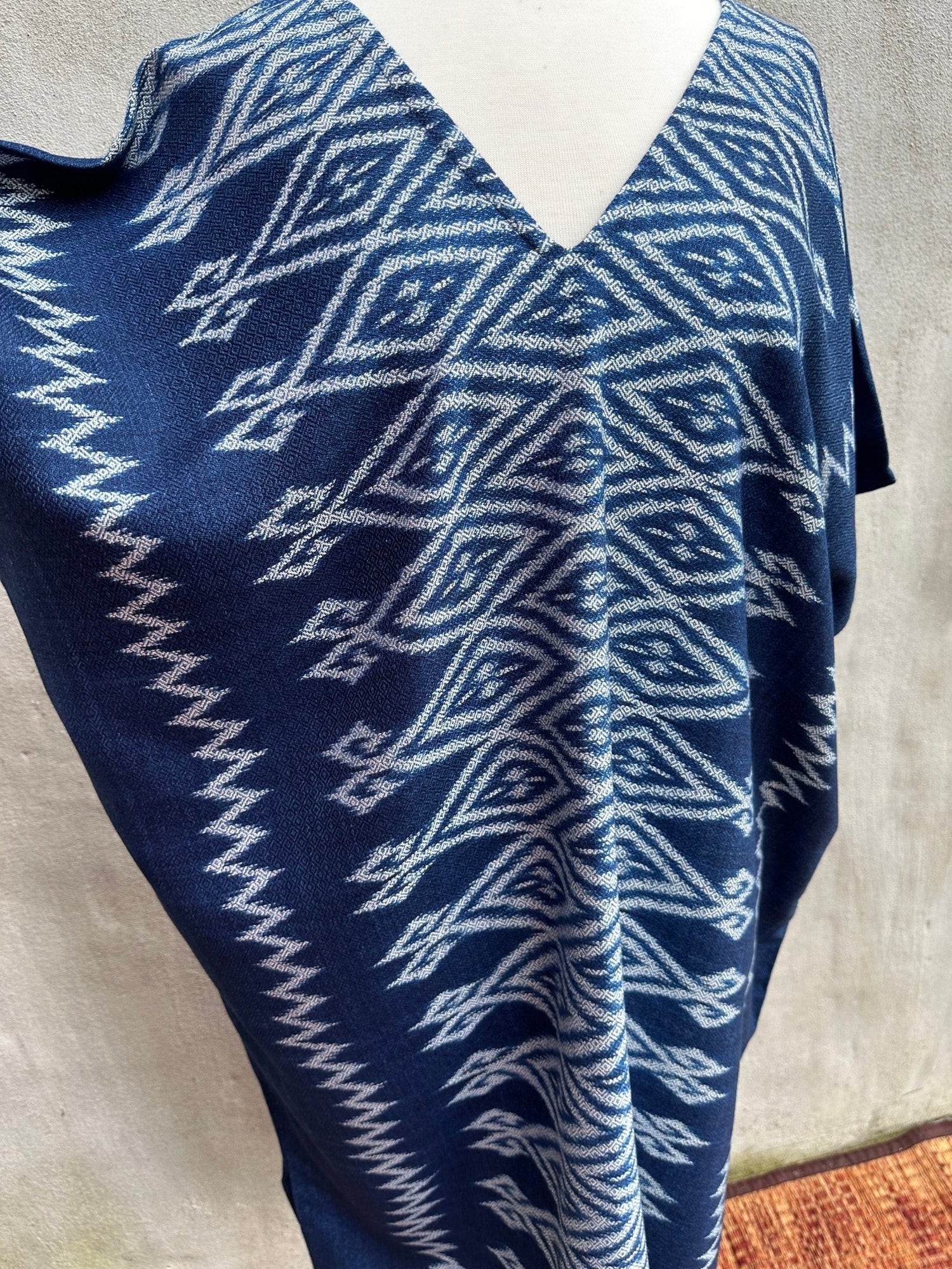 MALA handworks  Ikat Hand Woven Pattern Kaftan in Indigo Blue with White