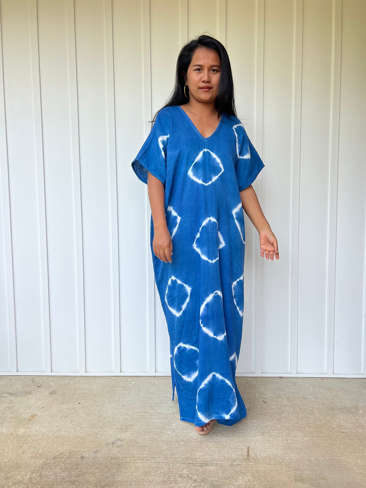 Daria Cotton Kaftan in Indigo Halo