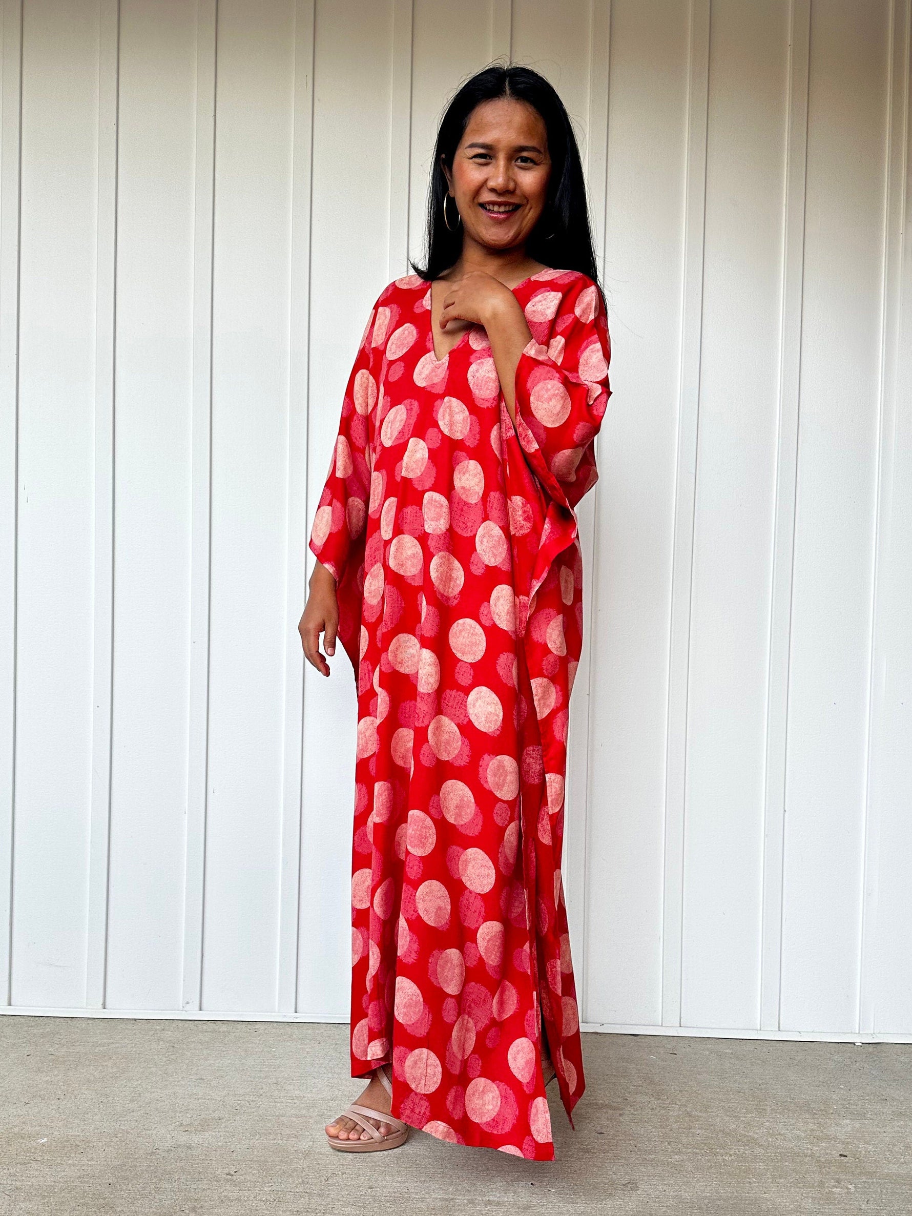 Mala Handworks Luna Orbs Kaftan in Red