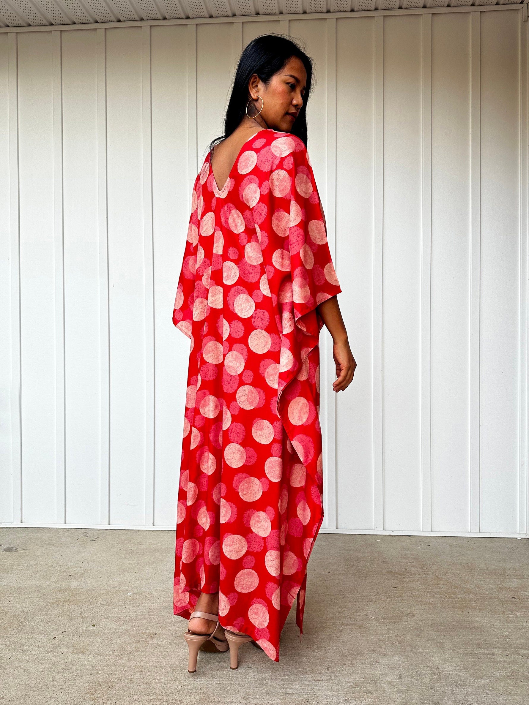 Mala Handworks Luna Orbs Kaftan in Red