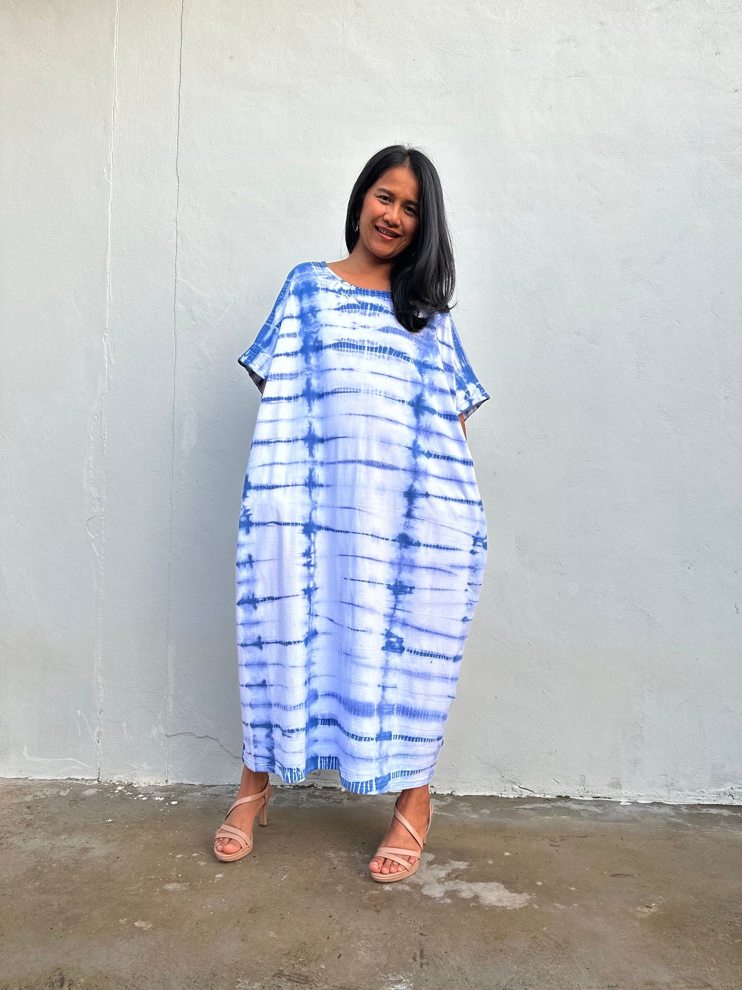 Alice Jersey Cotton Kaftan in White and Blue Tidal Tie Dye