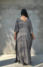 Mala Handworks Luna Micro Lattice Kaftan in Black and Gray