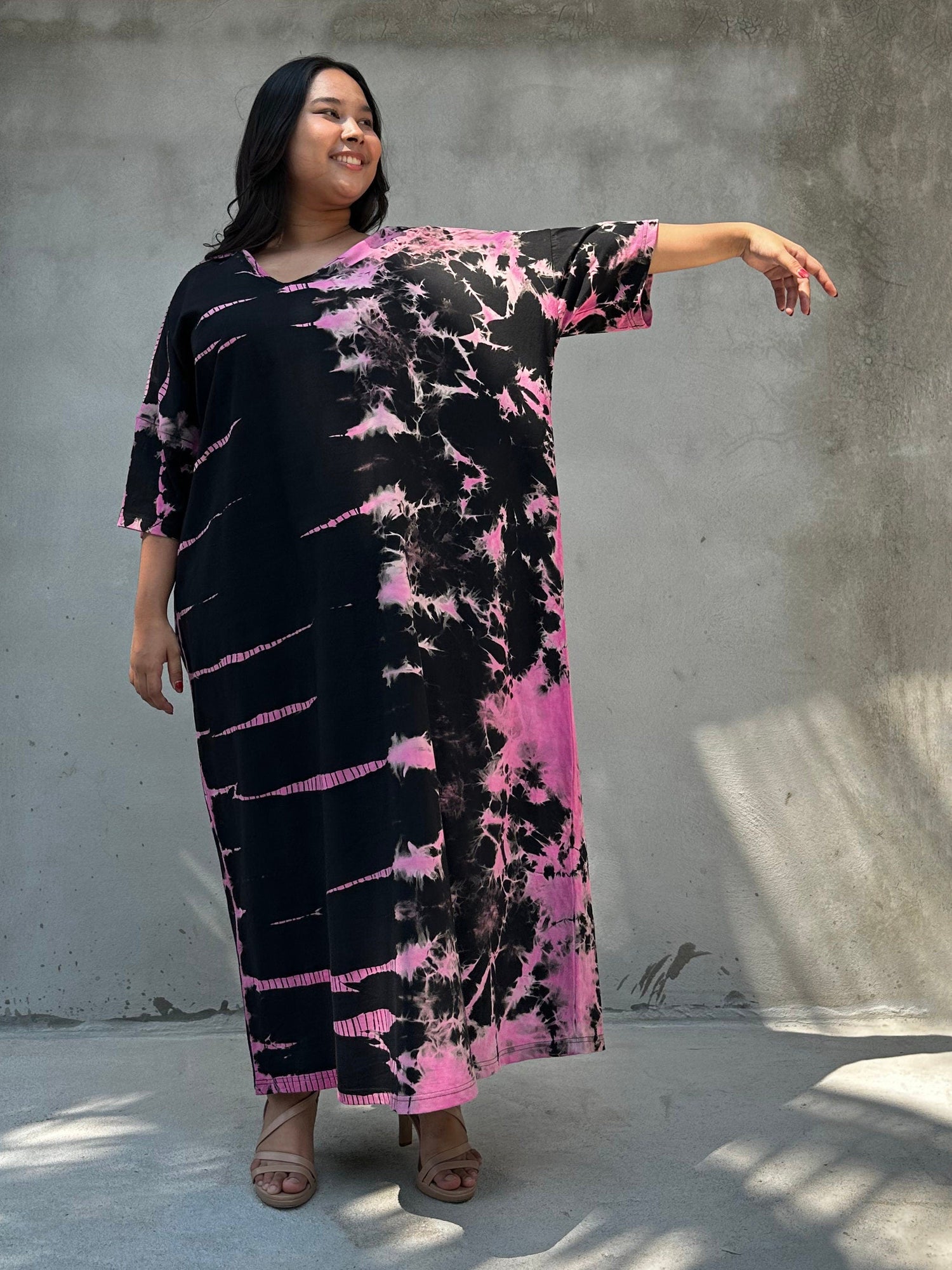 Olivia Cotton Kaftan in Black and Pink Tie Dye