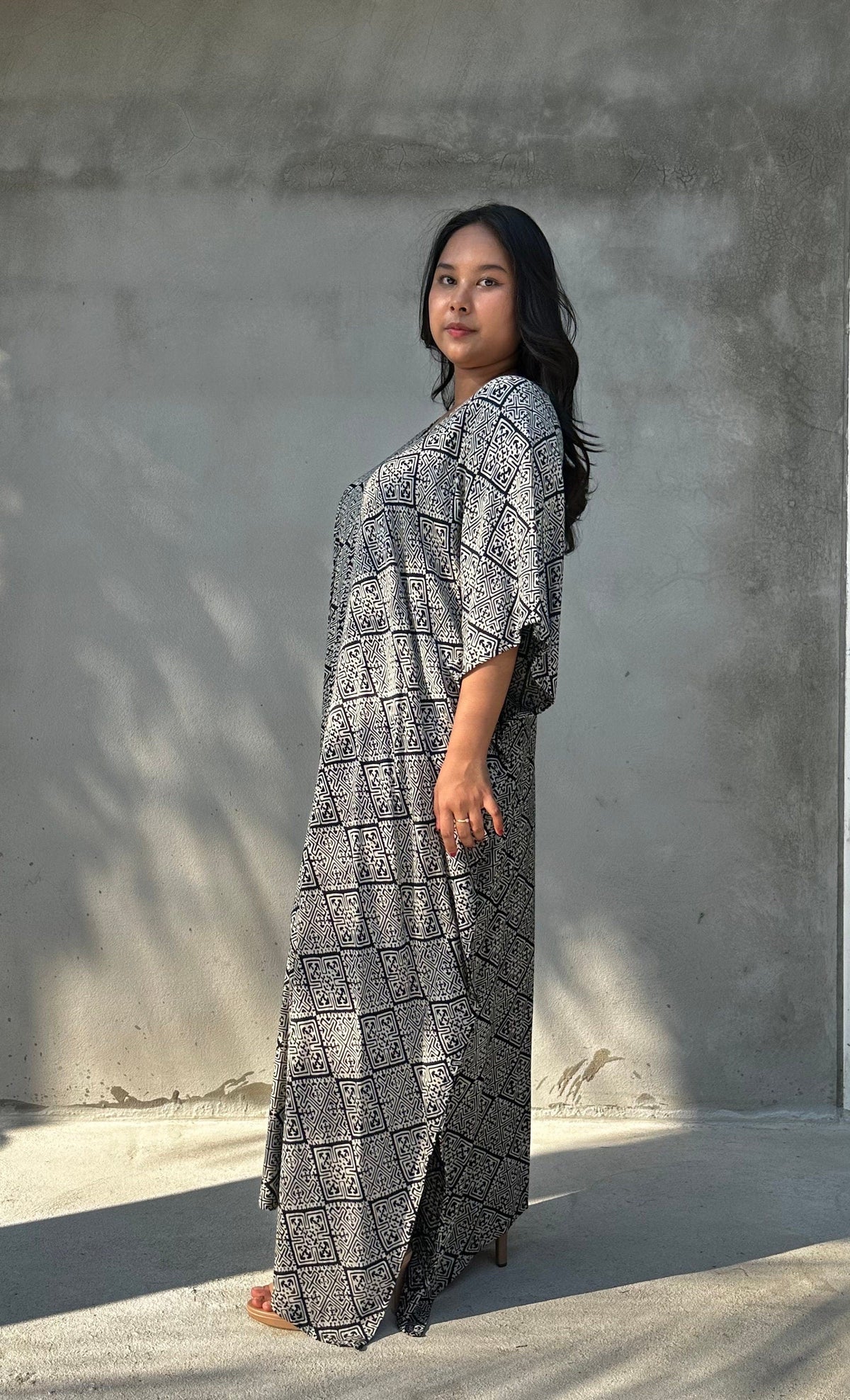 Mala Handworks Luna Lattice Kaftan in Black and Gray