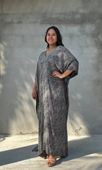 Mala Handworks Luna Micro Lattice Kaftan in Black and Gray