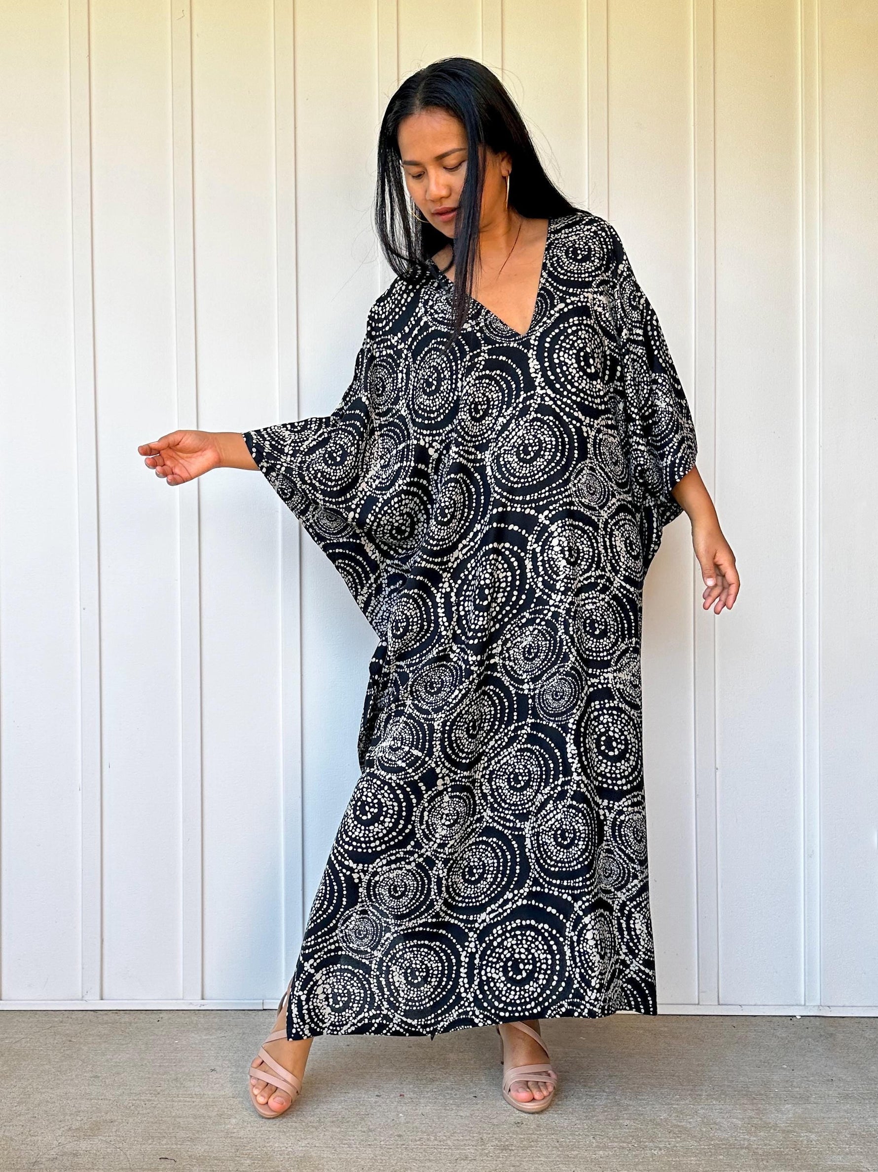 Mala Handworks Luna Halo Kaftan in Black
