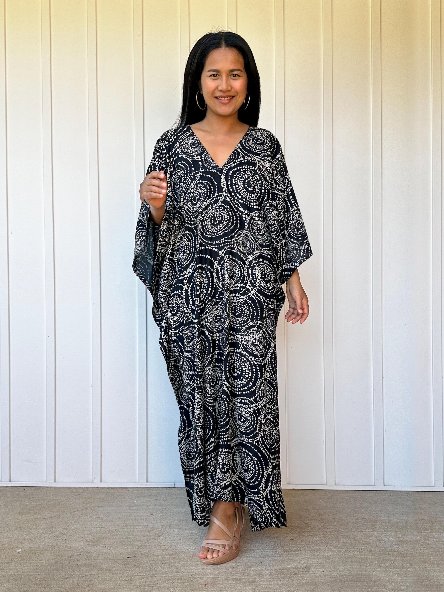 Mala Handworks Luna Halo Kaftan in Black