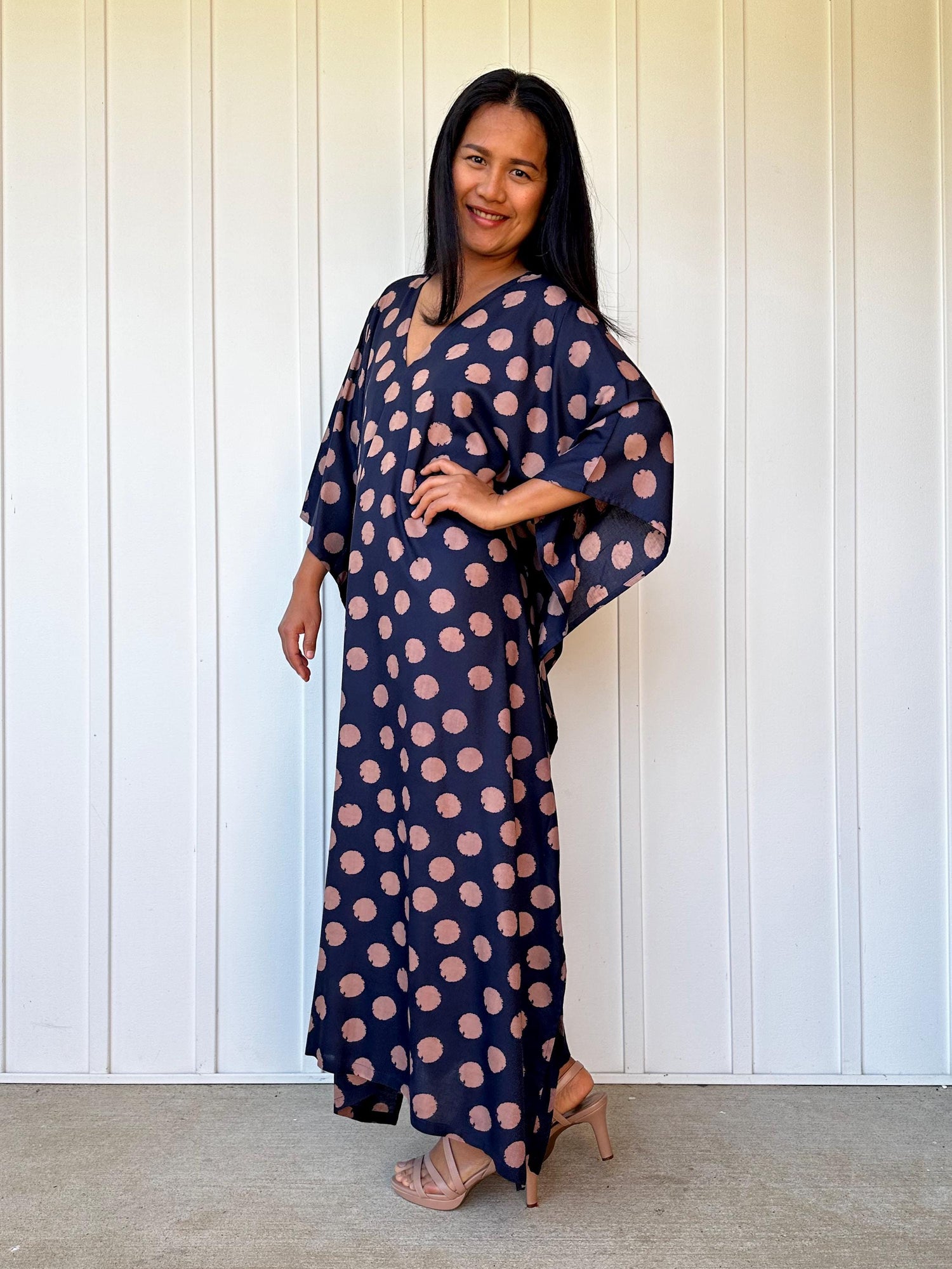 Mala Handworks Luna Polka Dot Kaftan in Navy and Pink