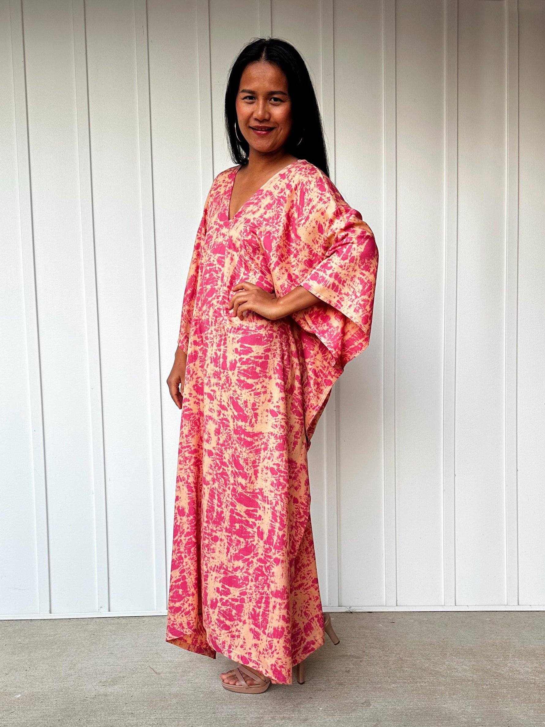 Mala Handworks Luna Splatter Kaftan in Pink and Peach