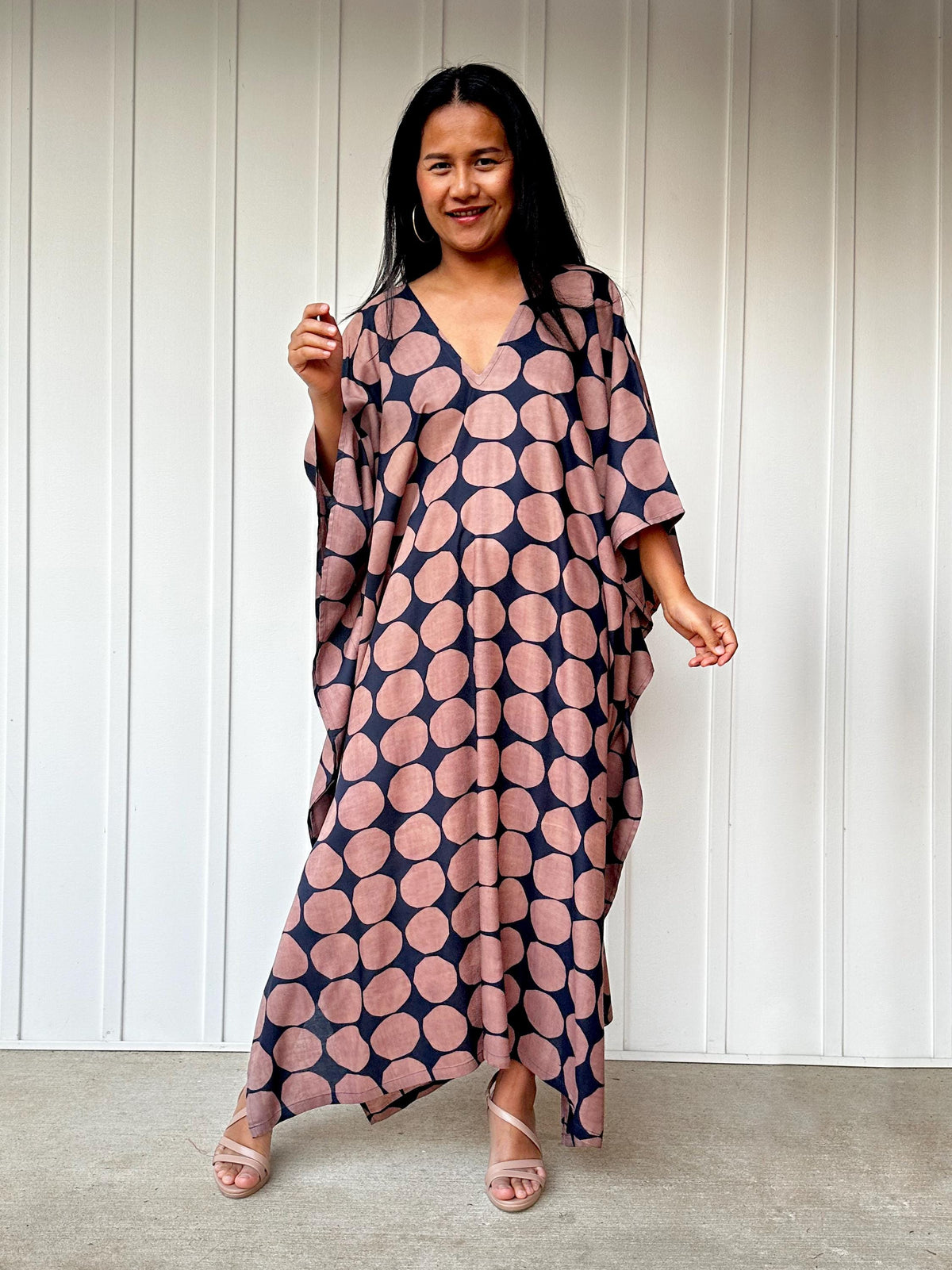 Mala Handworks Luna Coin Dot Kaftan in Navy