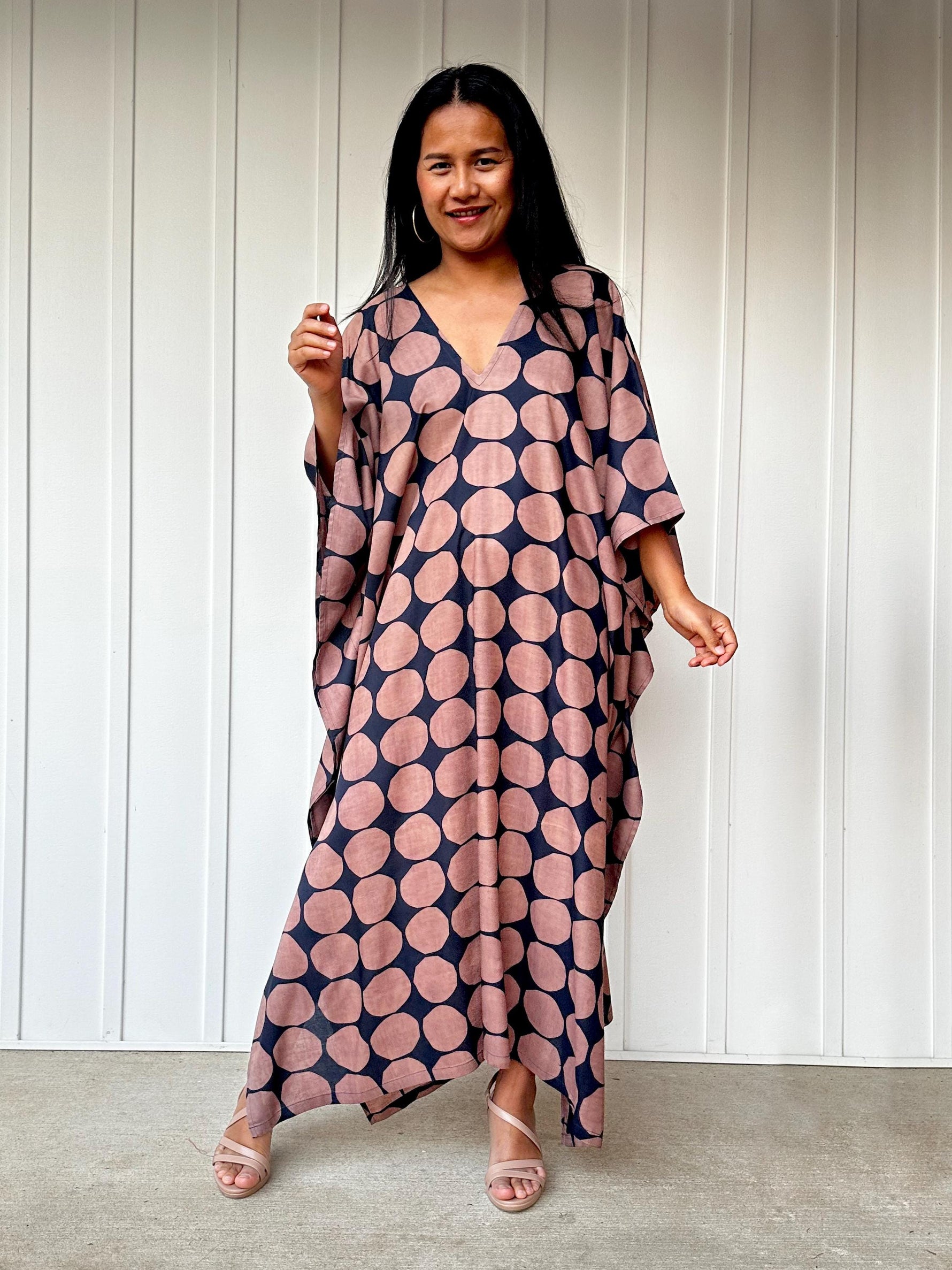 Mala Handworks Luna Coin Dot Kaftan in Navy