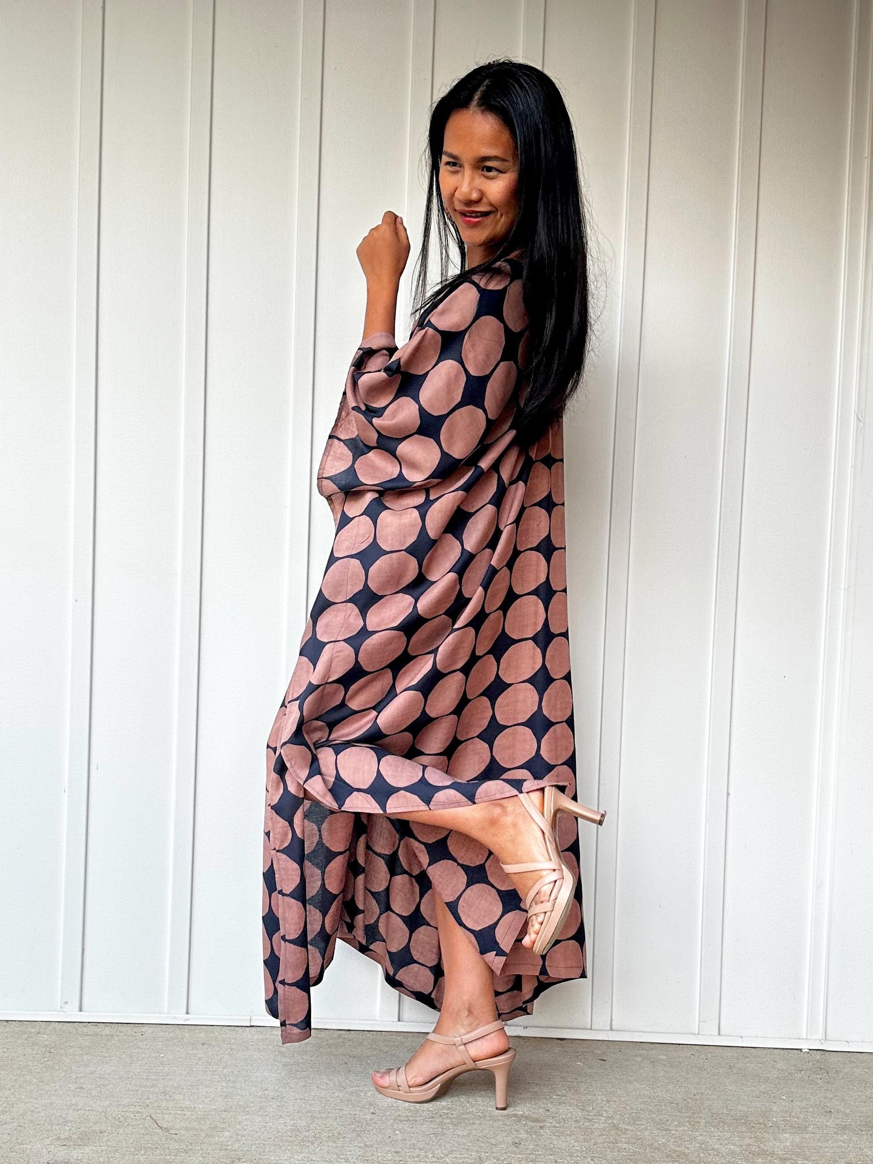 Mala Handworks Luna Coin Dot Kaftan in Navy