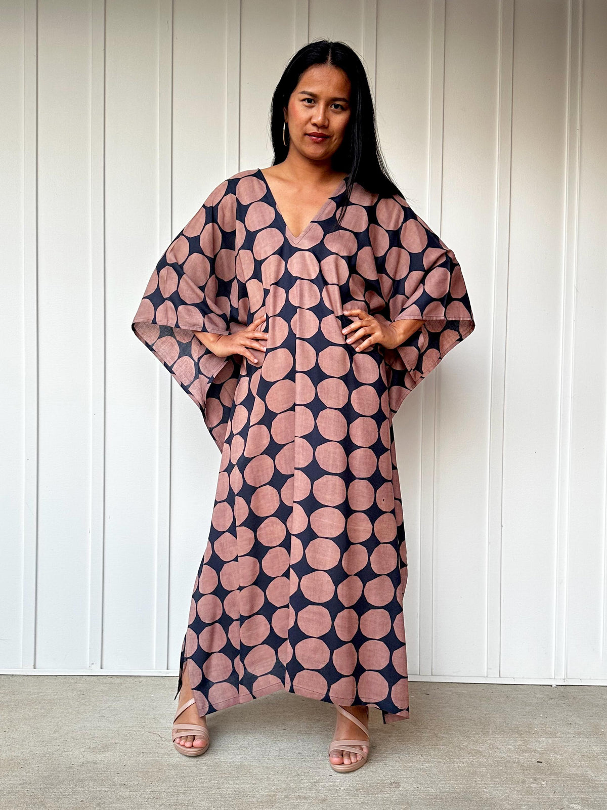 Mala Handworks Luna Coin Dot Kaftan in Navy
