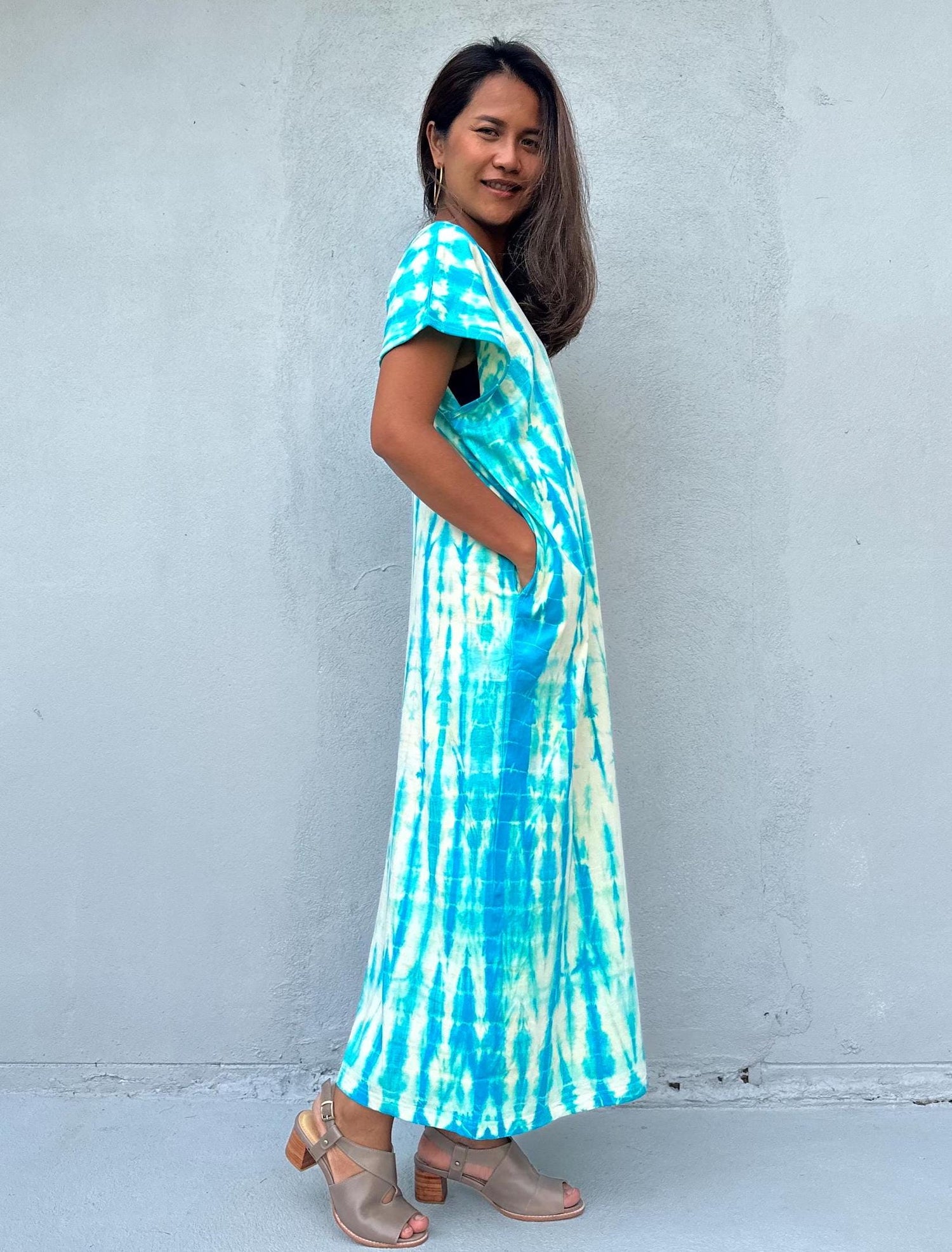 Alisa Petite Cotton Kaftan in White and Aqua Tie Dye