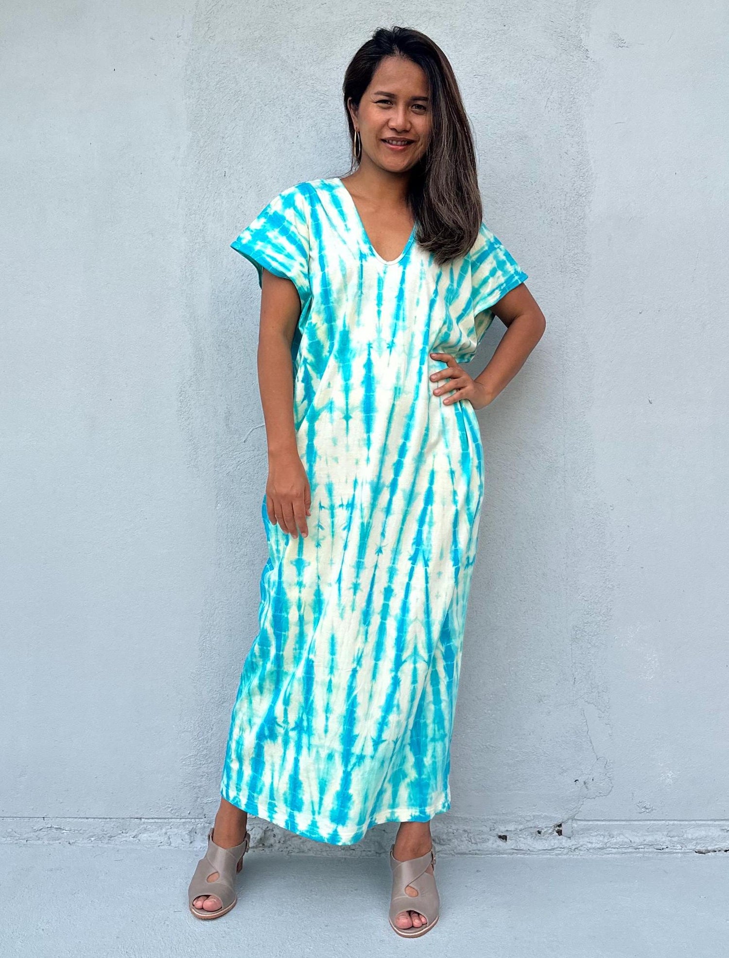 Alisa Petite Cotton Kaftan in White and Aqua Tie Dye
