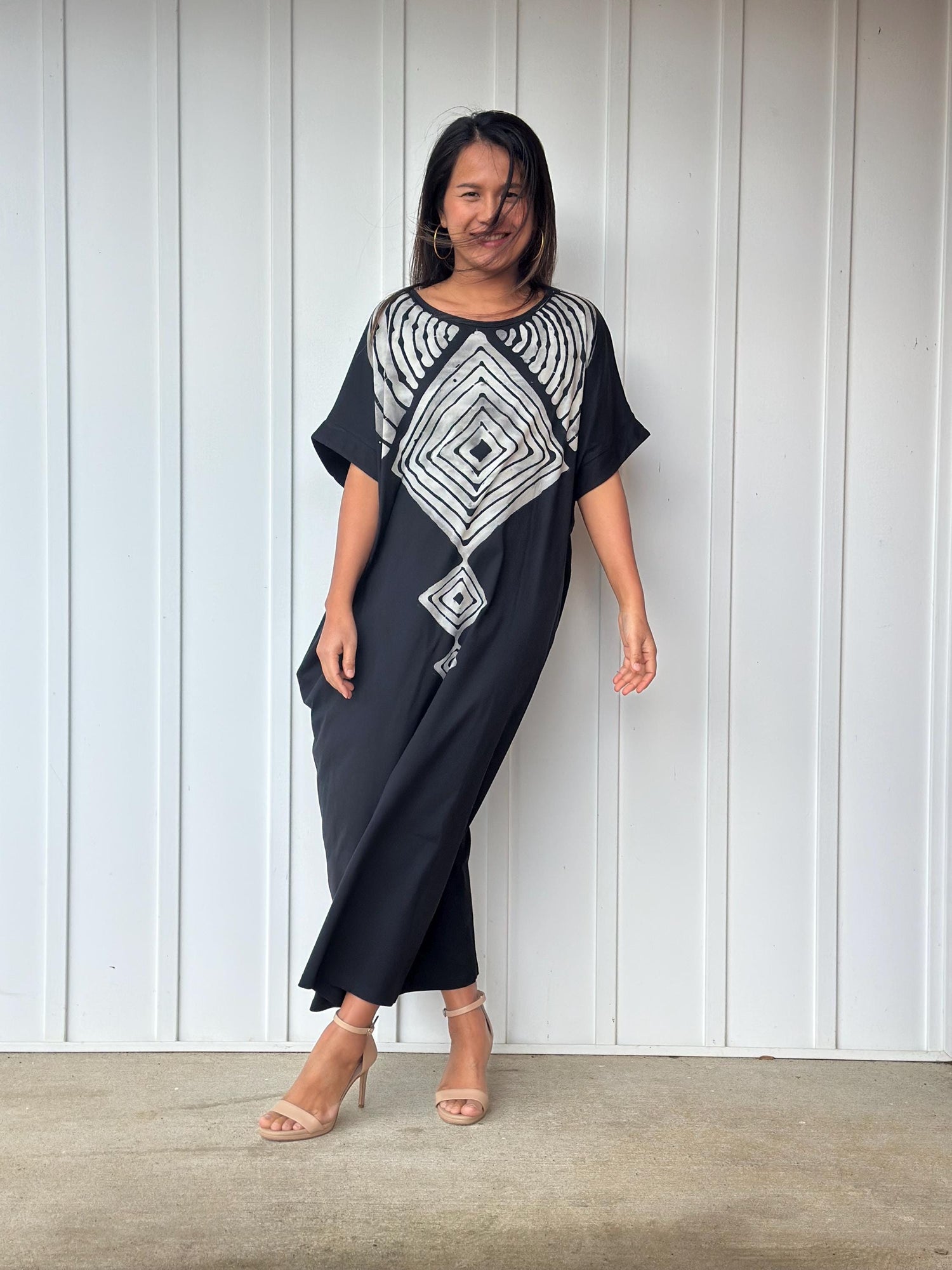 Alice Jersey Cotton Kaftan in Hand-Painted Batik Geometric Design
