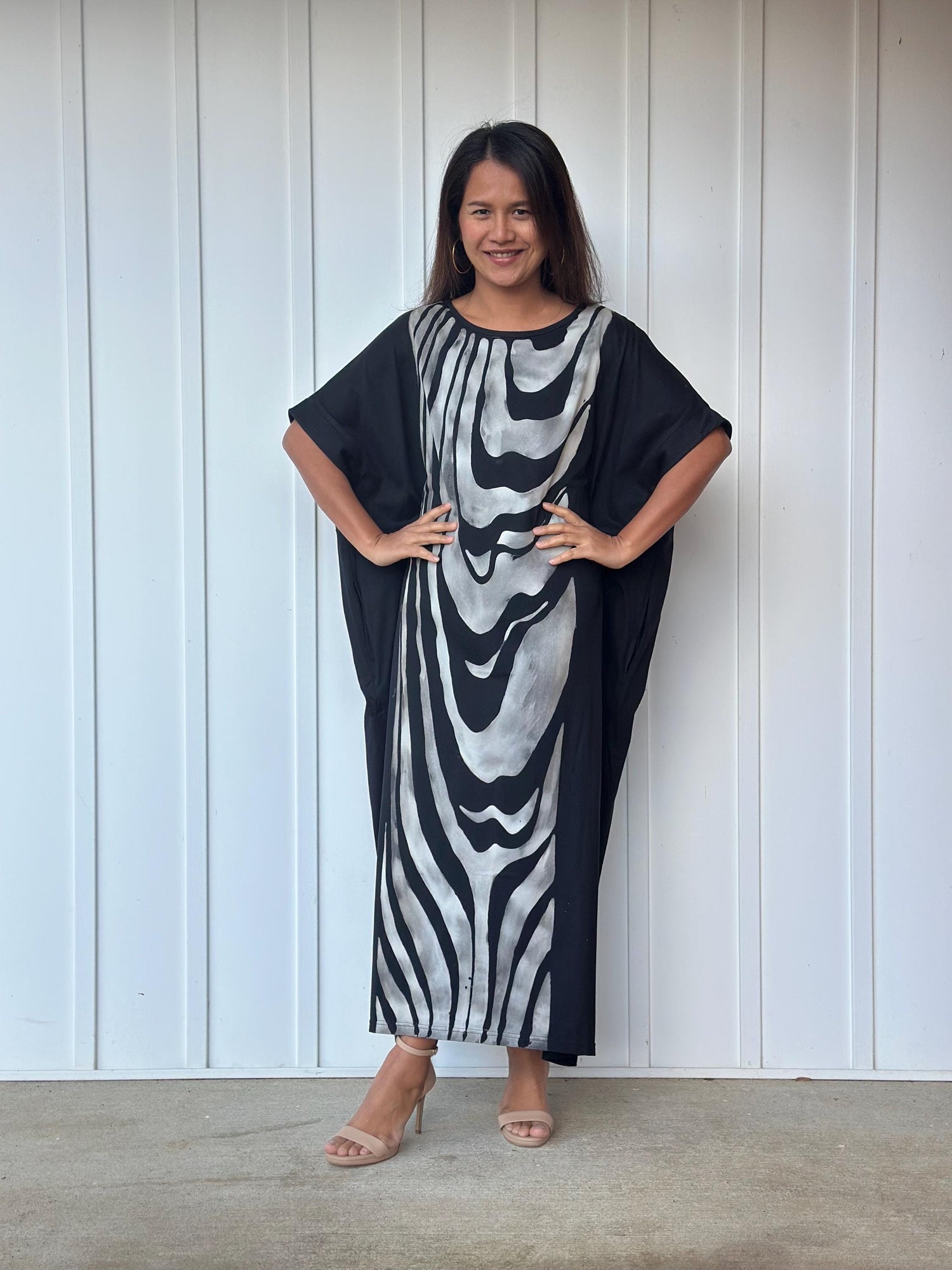 Alice Jersey Cotton Kaftan in Hand-Painted Batik Zebra Pattern