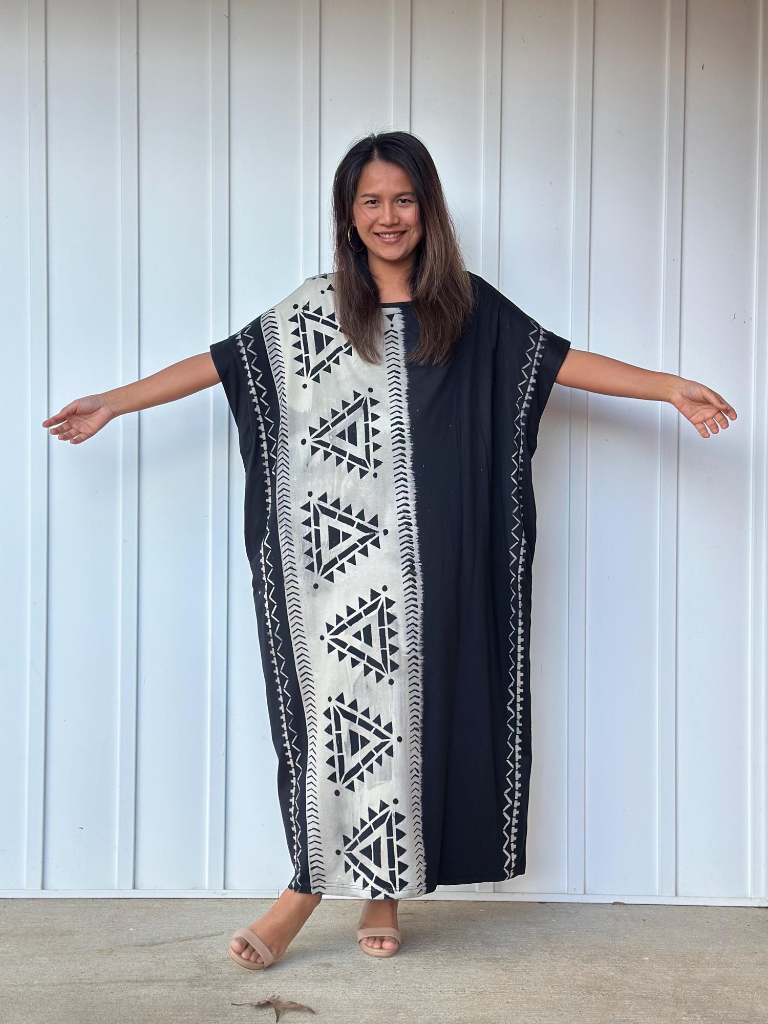 Alice Jersey Cotton Kaftan in Hand-Painted Batik Geometric Design