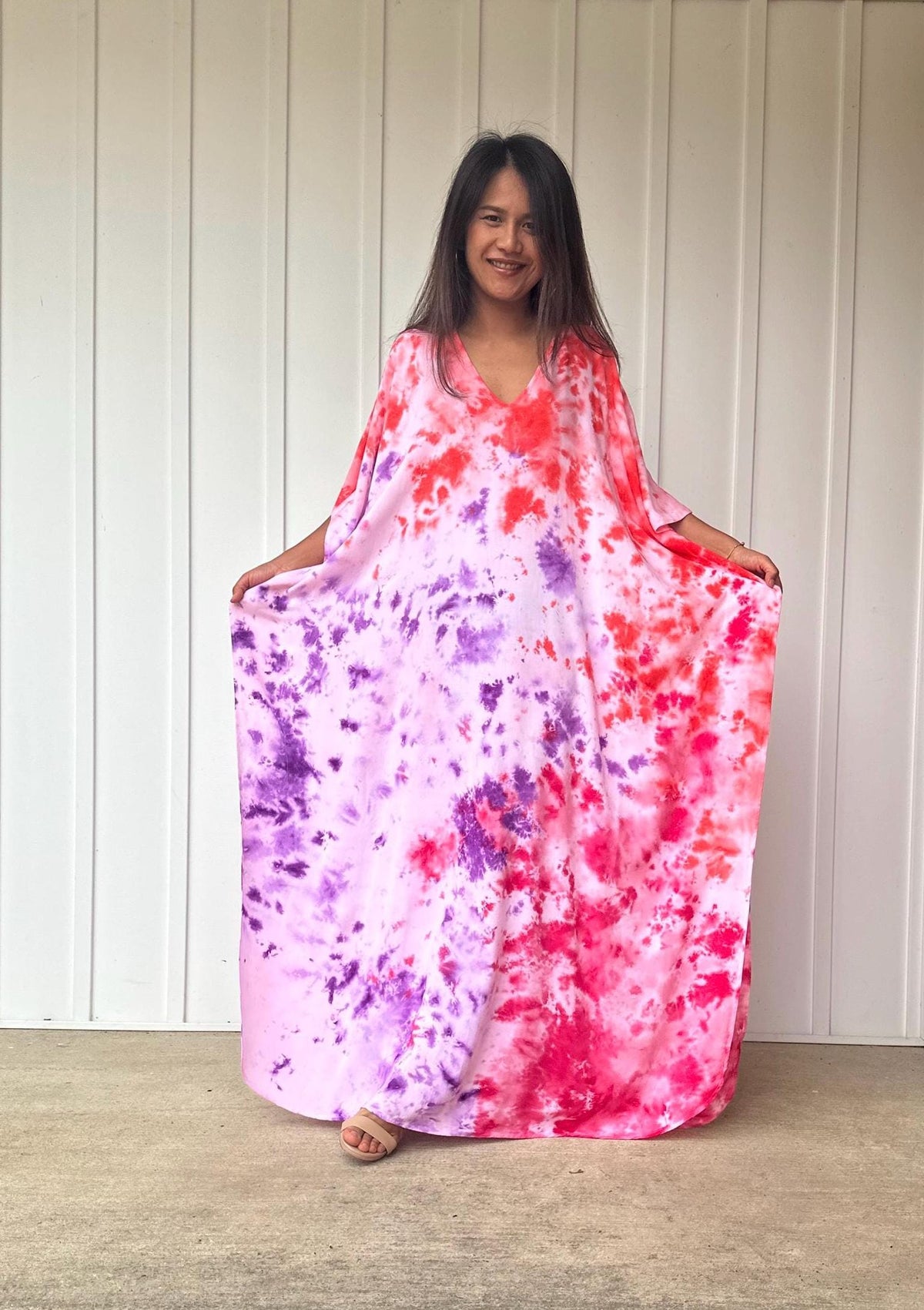 Eva Pink, Purple and Rainbow Tie Dye Kaftan front view