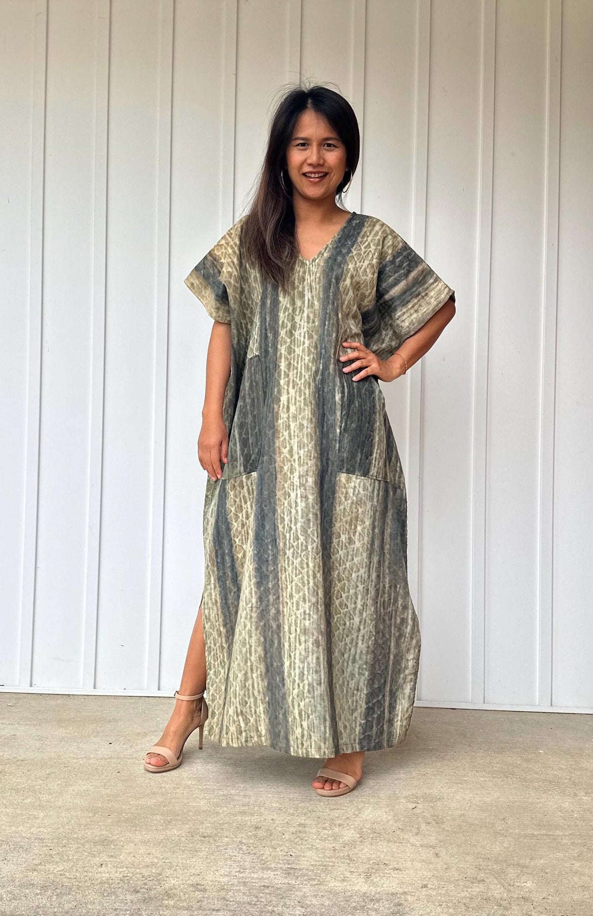 Mala Handworks Daria Hand-Woven Cotton Kaftan in Tan & Gray