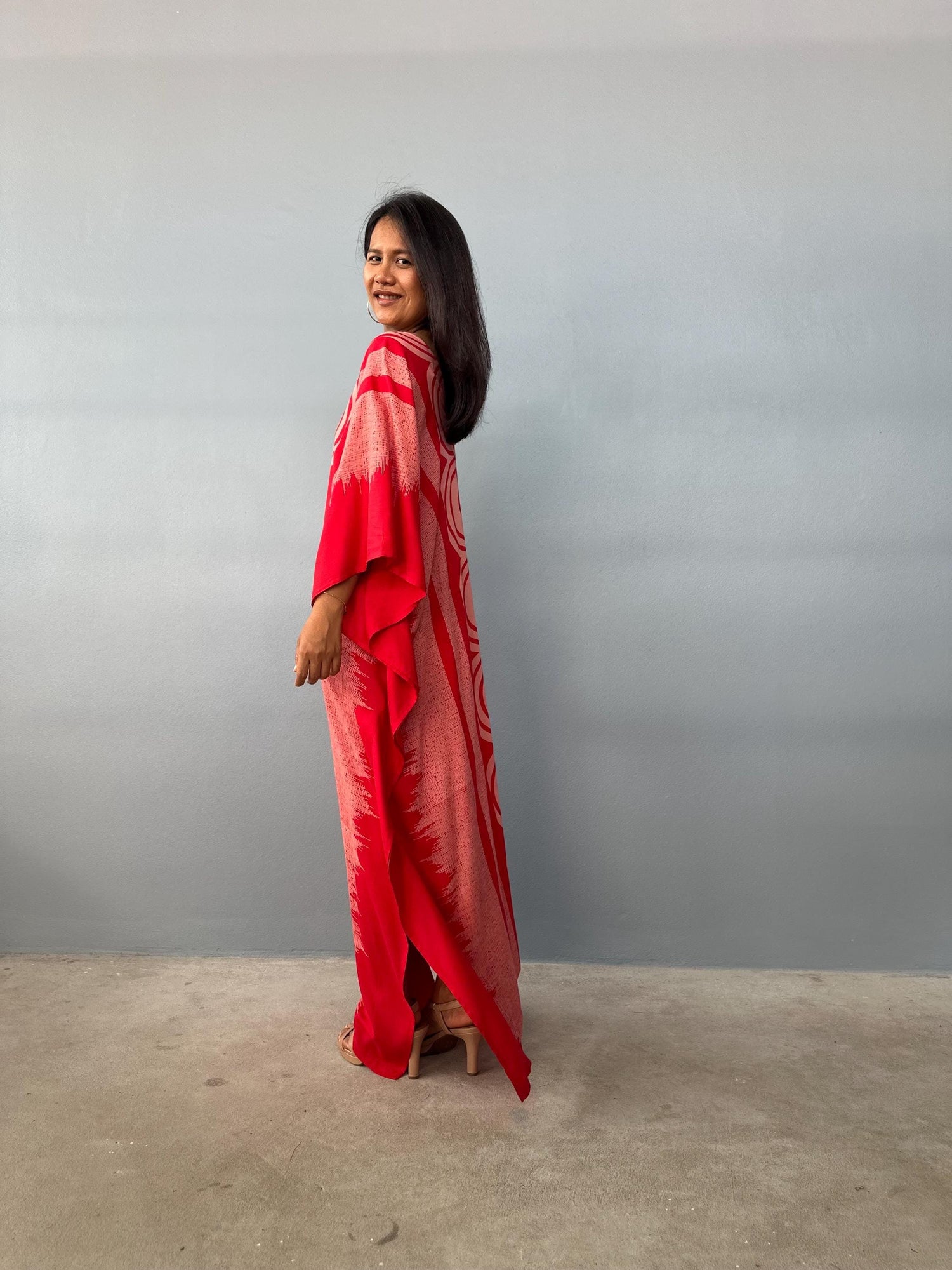 Mala Handworks Luna Echoeye Kaftan in Red