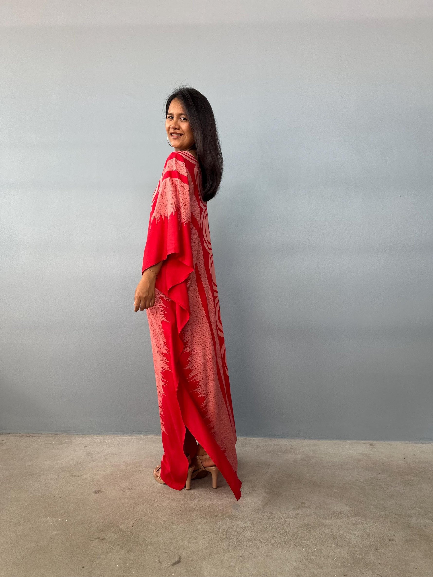Mala Handworks Luna Echoeye Kaftan in Red