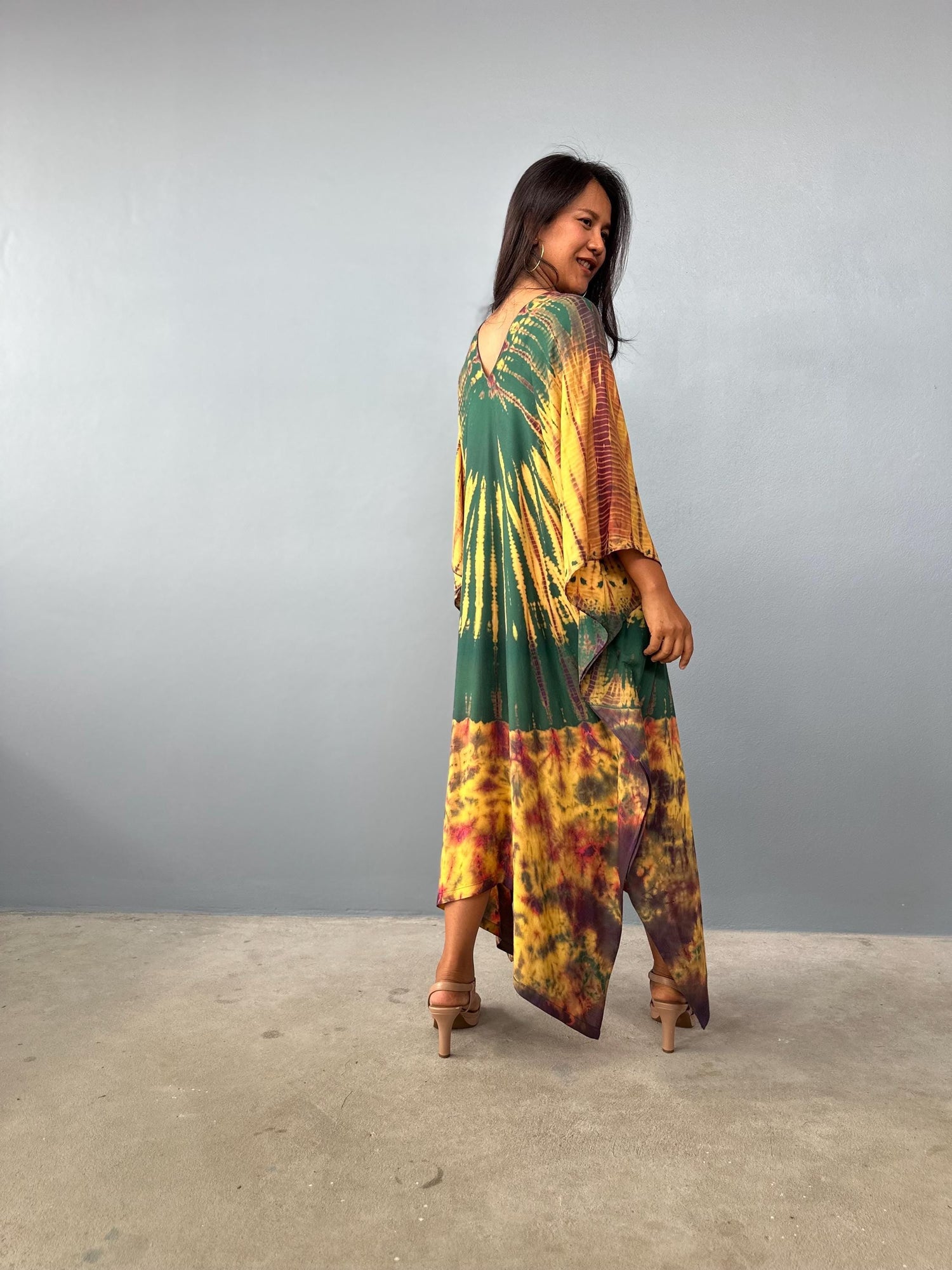 Mala Kaftan in Green & Yellow Tie Dye - Aurora Pattern