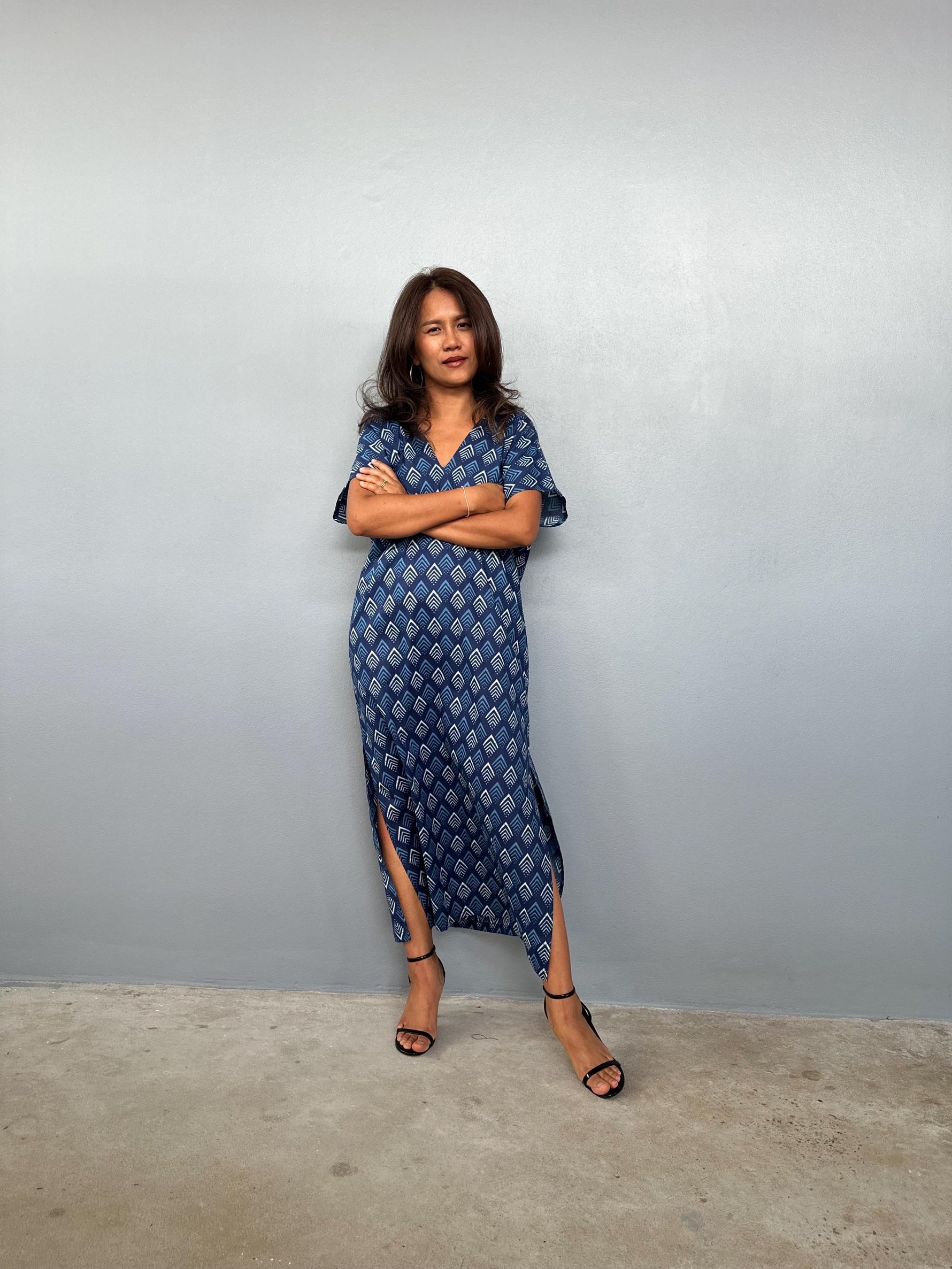 Mala Handworks Callie Petite Cotton Kaftan in Sapphire Chevron