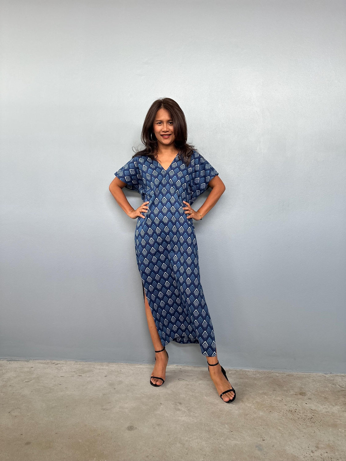 Mala Handworks Callie Petite Cotton Kaftan in Sapphire Chevron