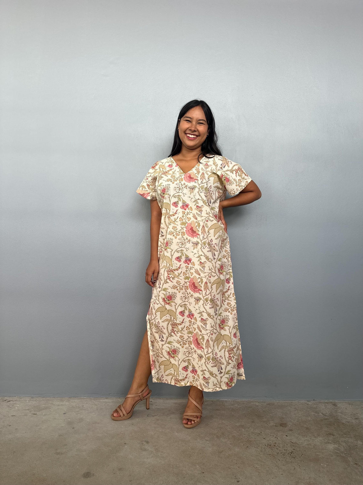 Mala Handworks Callie Petite Cotton Kaftan in Cream Floral