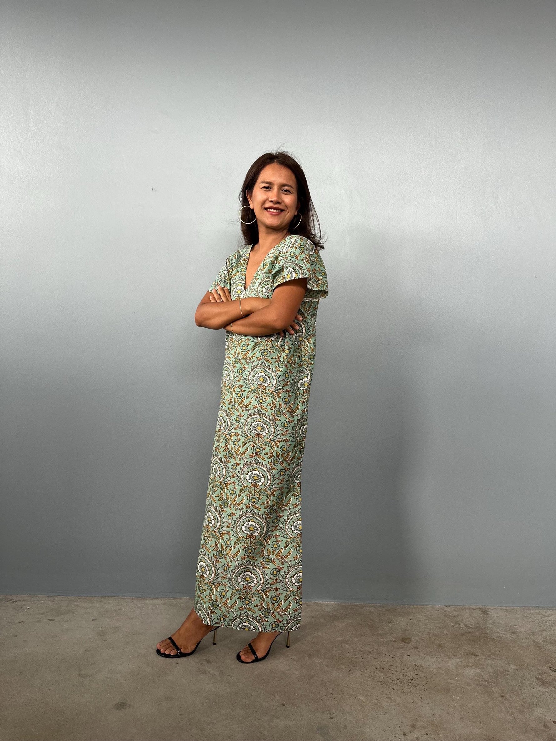 Mala Handworks Callie Petite Cotton Kaftan in Sage Paisley