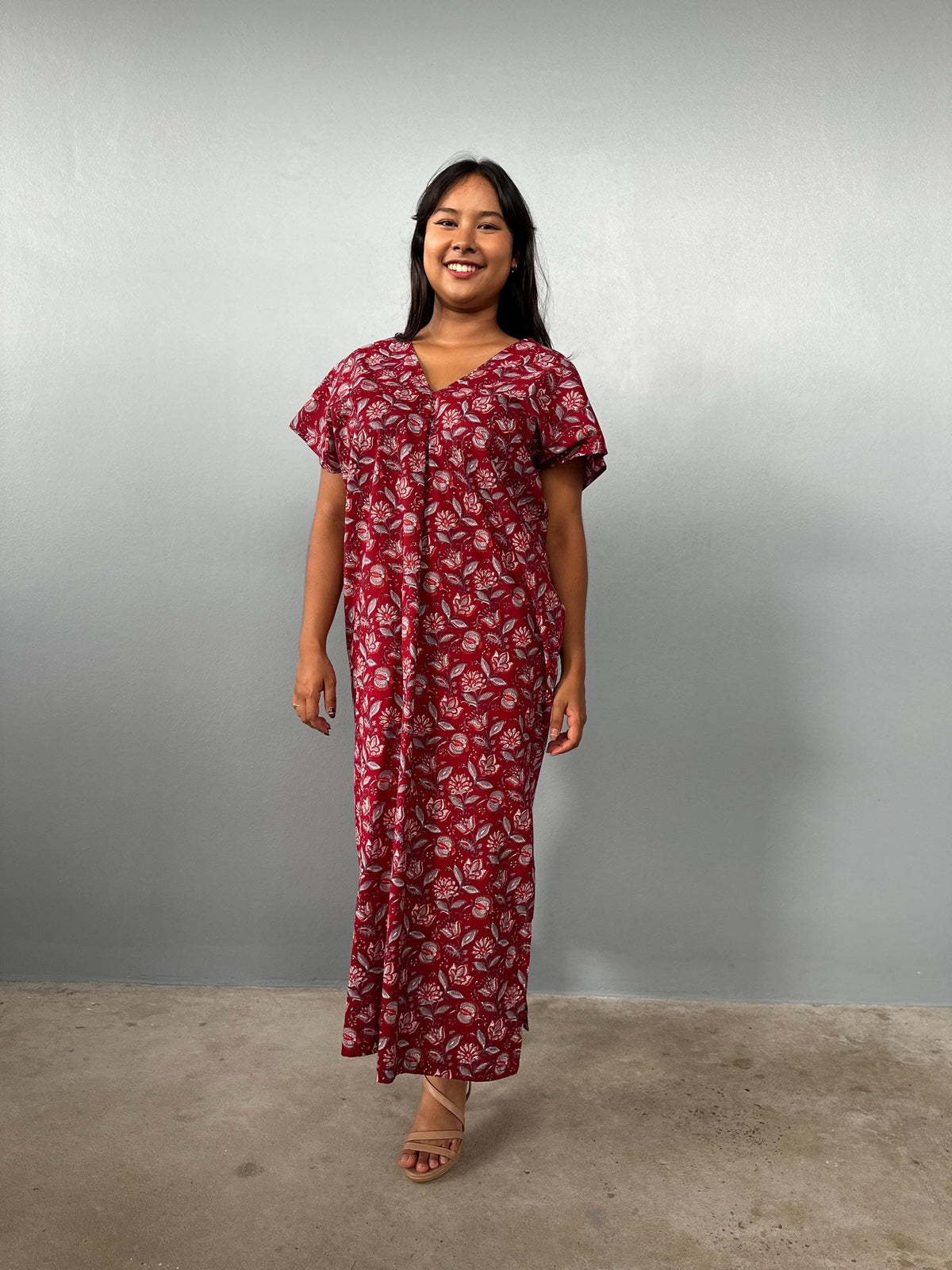 Mala Handworks Callie Petite Cotton Kaftan in Merlot Paisley