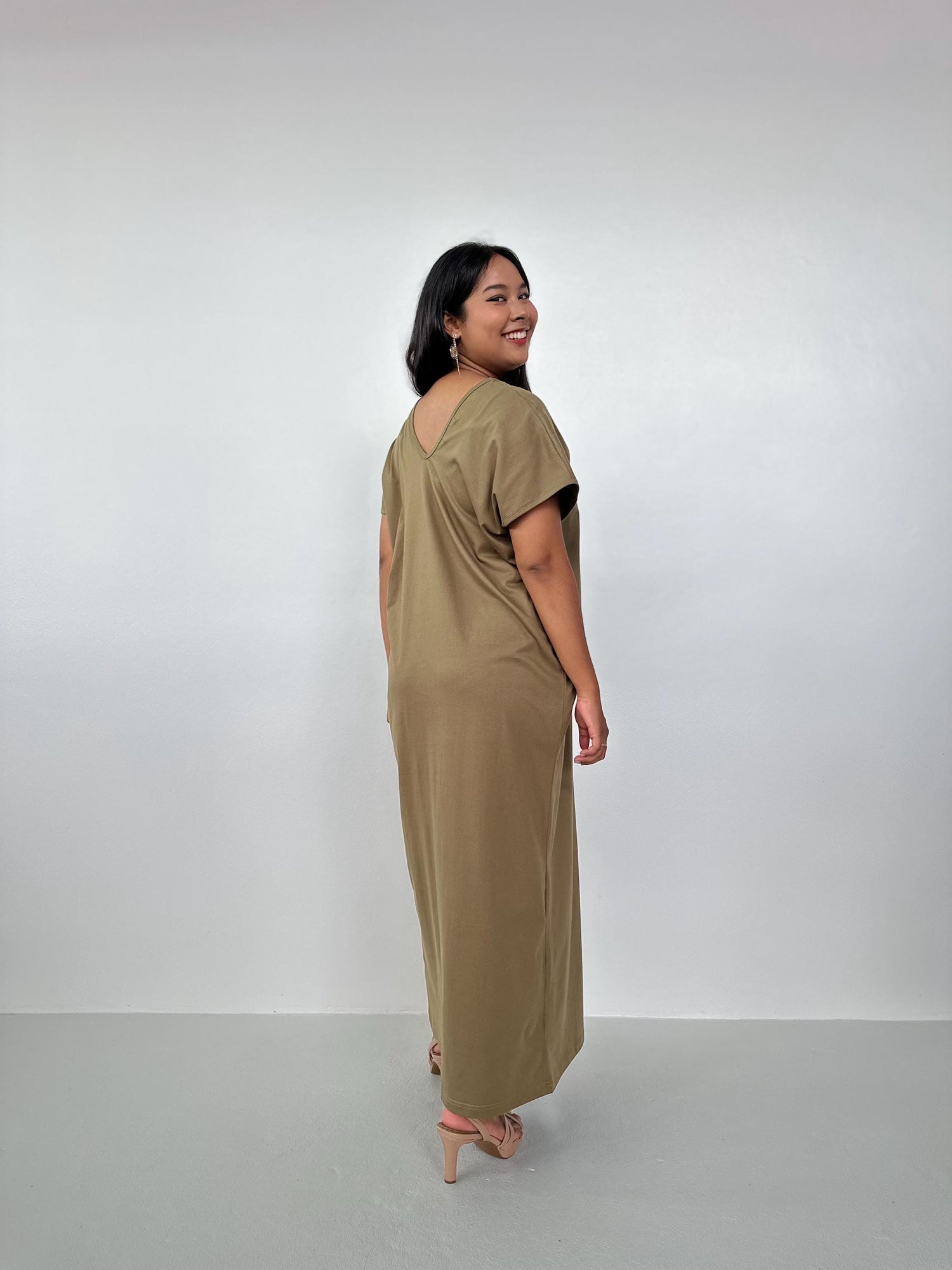 Alisa Petite Cotton Kaftan in Olive