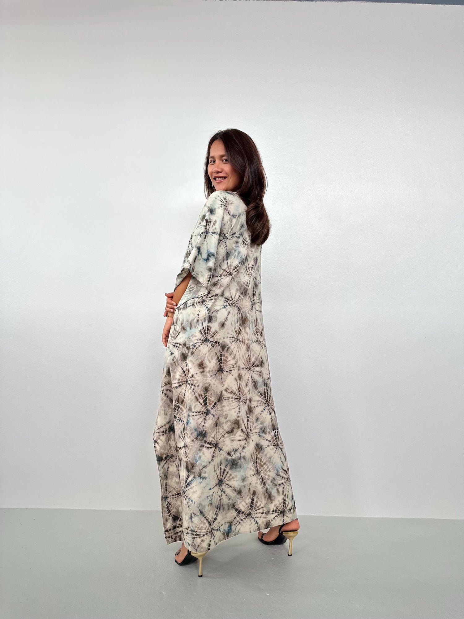 Lyla Natural Hand-Dyed Cotton Kaftan in Cream