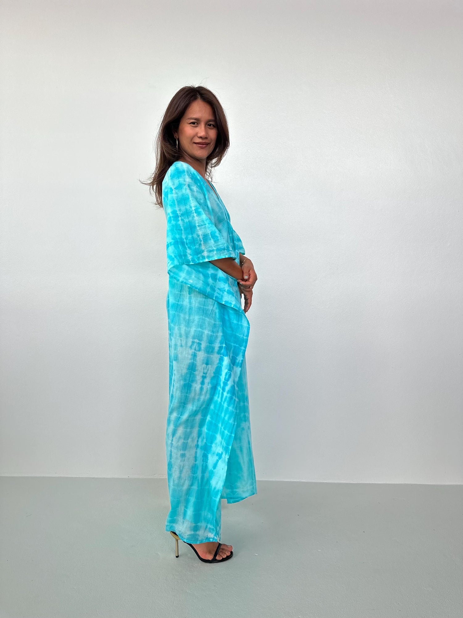 Mala Handworks Lyla Cotton Gauze Kaftan in Aqua Tie Dye
