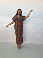 Mala Handworks Callie Petite Cotton Kaftan in Eggplant Paisley