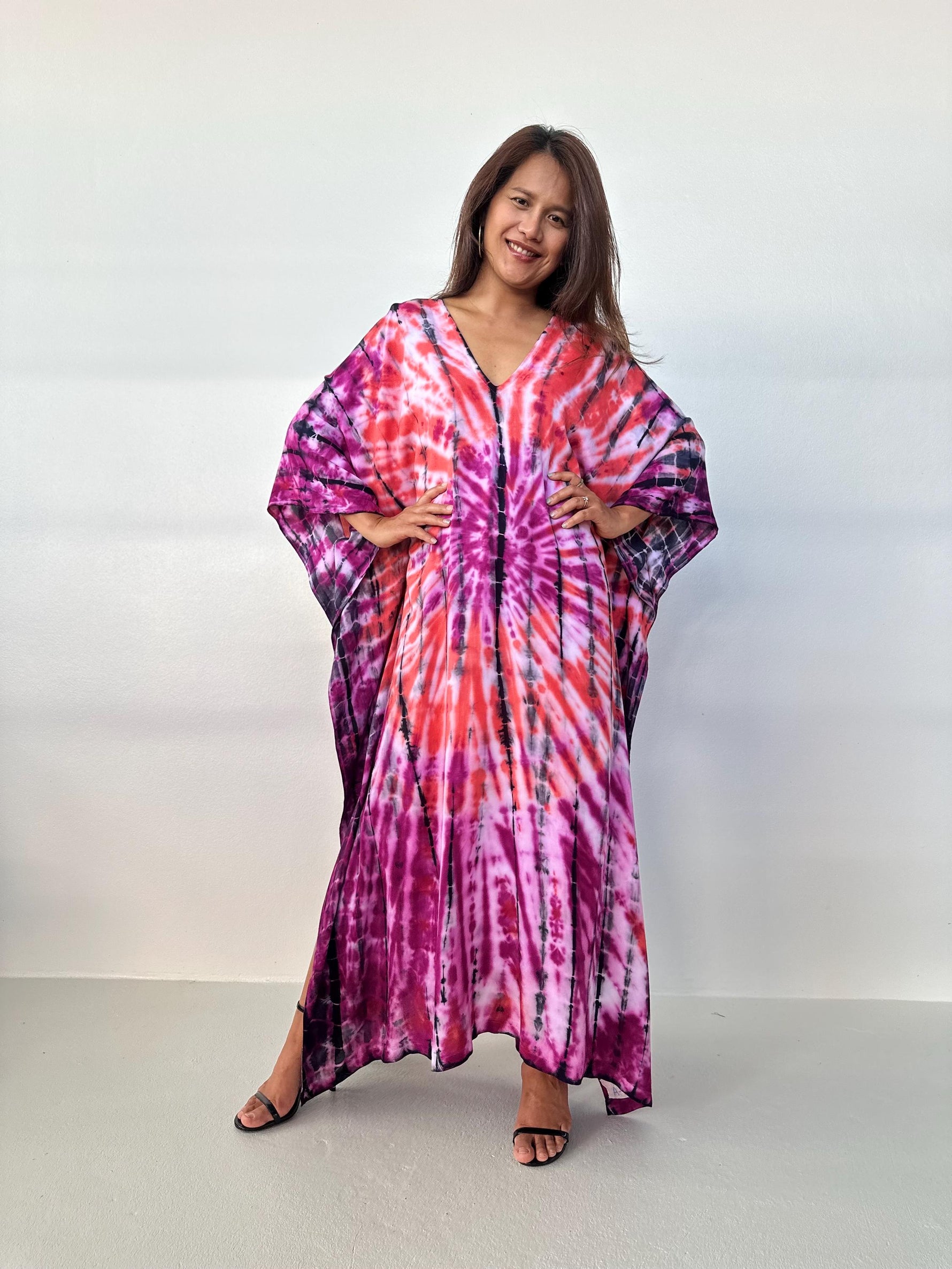 Mala Handworks Mala Kaftan in Violet & Fuchsia Tie Dye