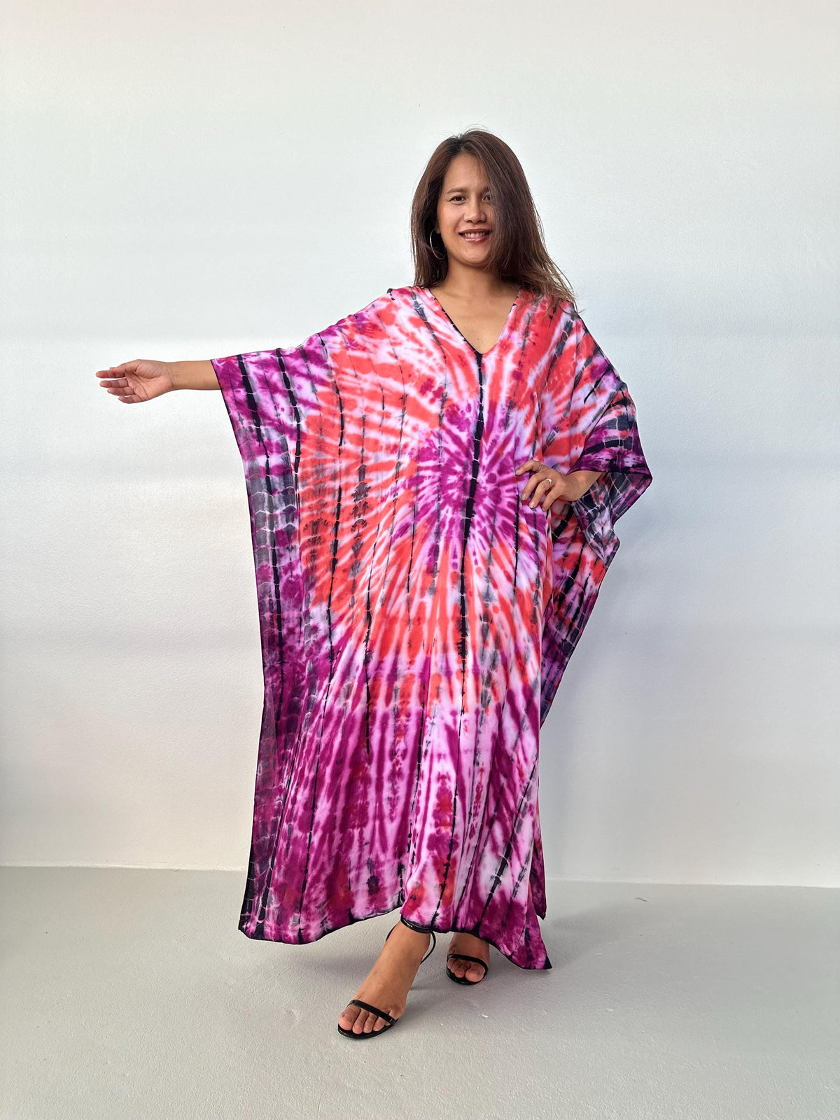 Mala Handworks Mala Kaftan in Violet & Fuchsia Tie Dye