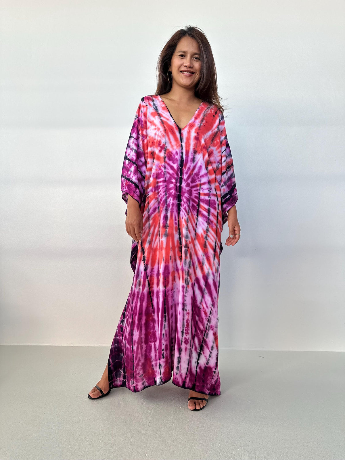 Mala Handworks Mala Kaftan in Violet & Fuchsia Tie Dye