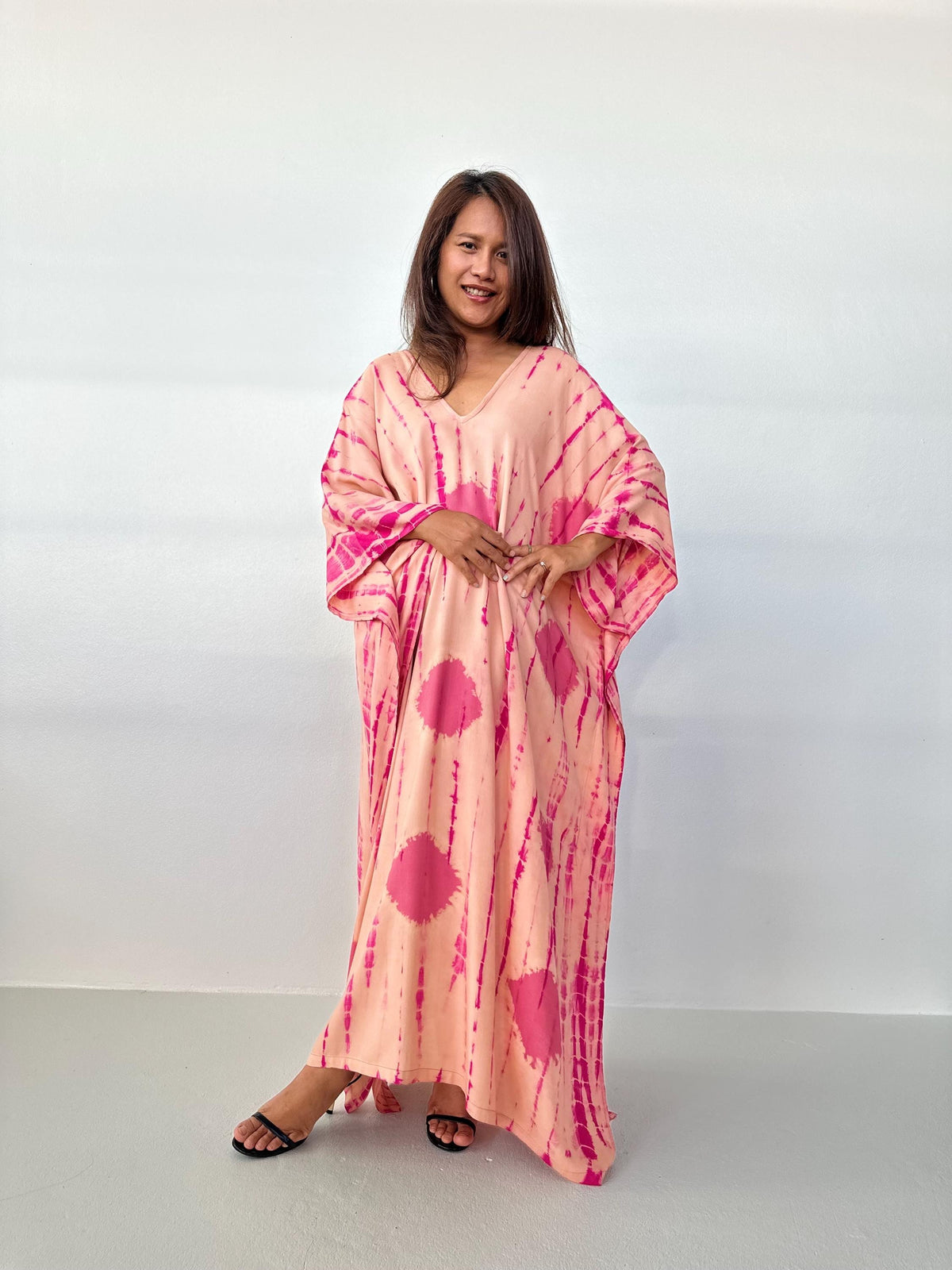 Mala Handworks Mala Kaftan in Peach & Watermelon Polka Dot Tie Dye